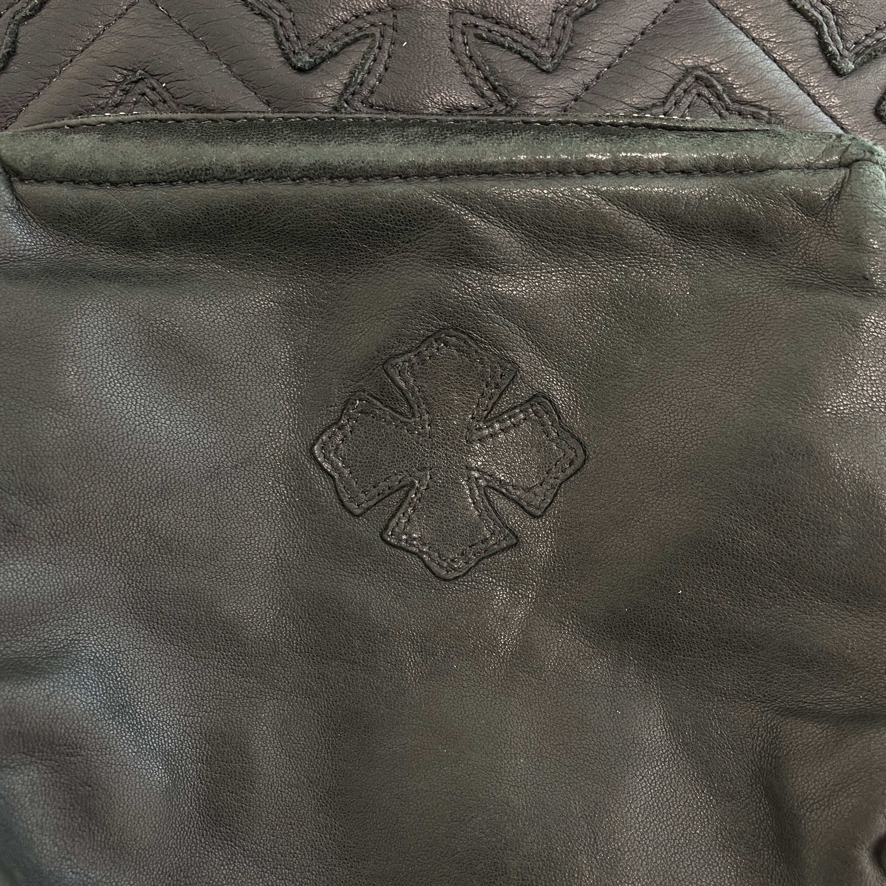CHROME HEARTS Oval Cross Leather Patch Soft Leather Round Zip