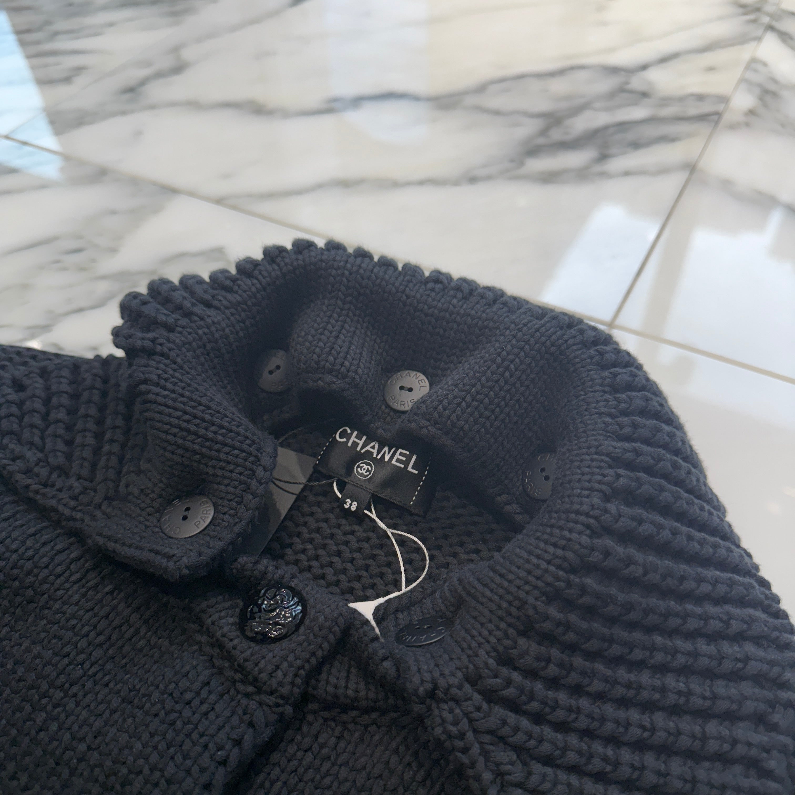 CHANEL 2025AW Camelia Button Knit Jacket P79984K11530 Size 38 シャネル カメリアボタン ニットジャケット サイズ38