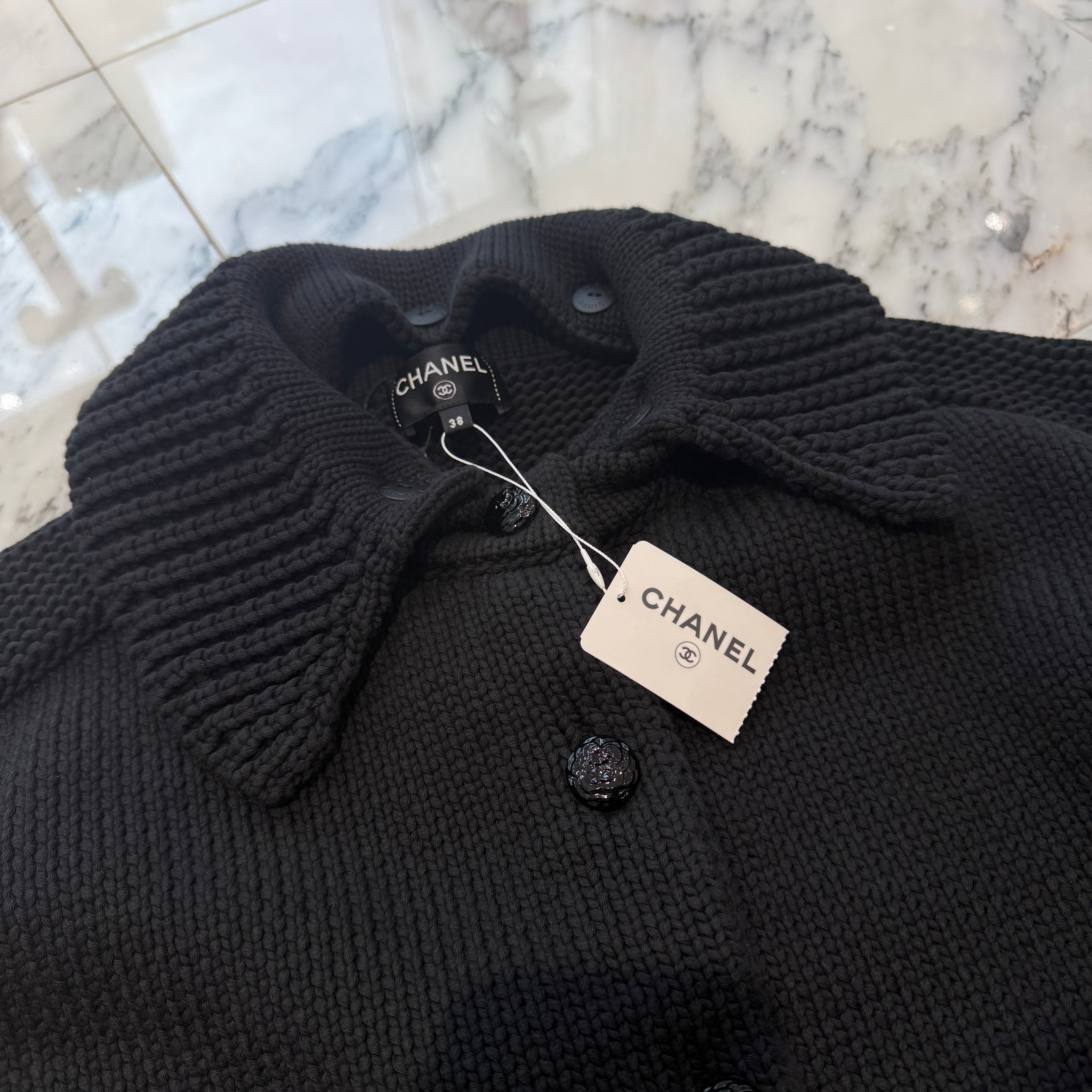 CHANEL 2025AW Camelia Button Knit Jacket P79984K11530 Size 38 シャネル カメリアボタン ニットジャケット サイズ38