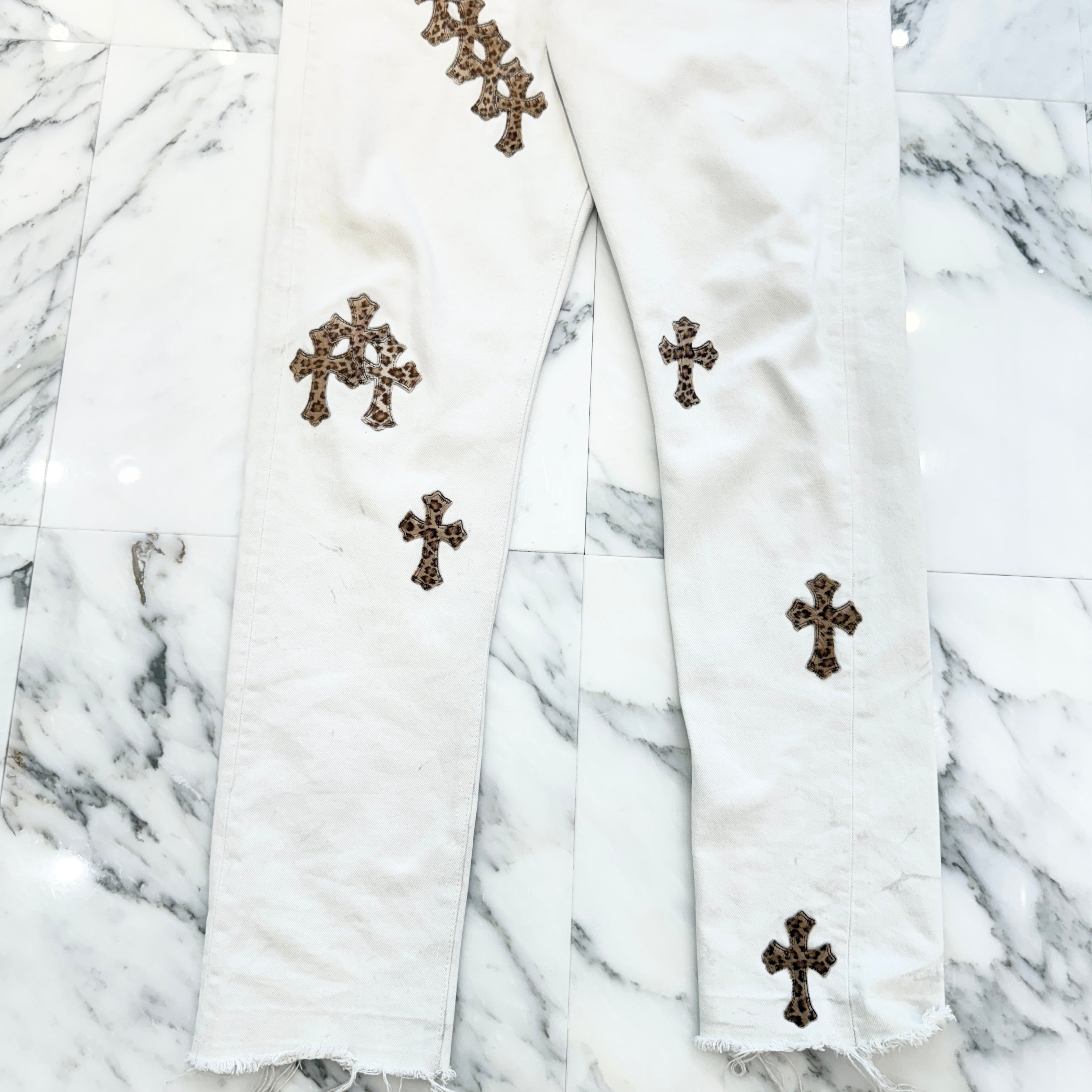 CHROME HEARTS VNTG Leopard Harako Leather Cross Patch Denim Pants Size 33 クロムハーツ ヴィンテージ レオパード ハラコレザークロスパッチ デニムパンツ ジーンズ サイズ33