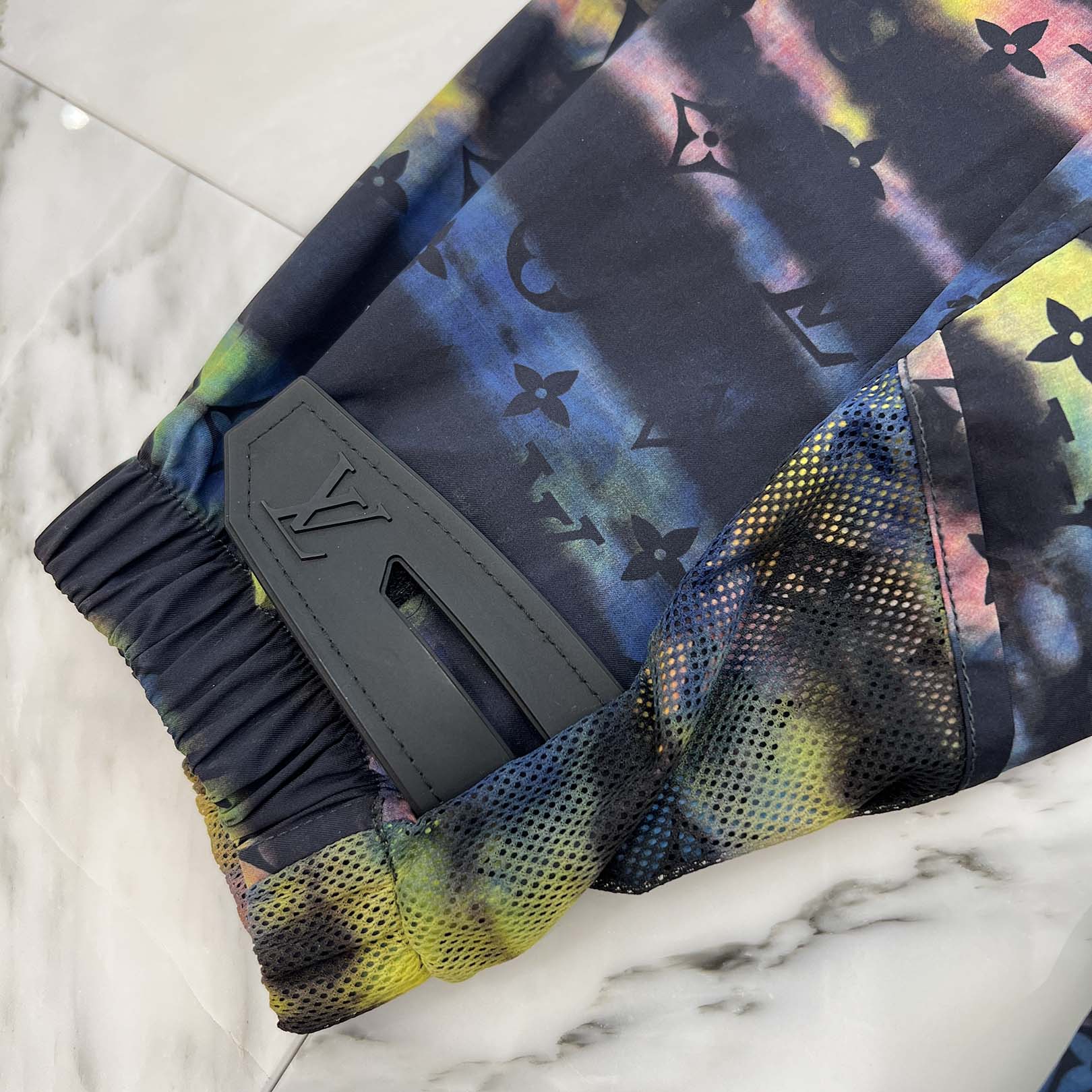 LOUIS VUITTON 2021AW Monogram Tie Dye Technical Blouson Jacket 1A99T7 Size 54 ルイヴィトン モノグラム タイダイ テクニカル ブルゾンジャケット サイズ54