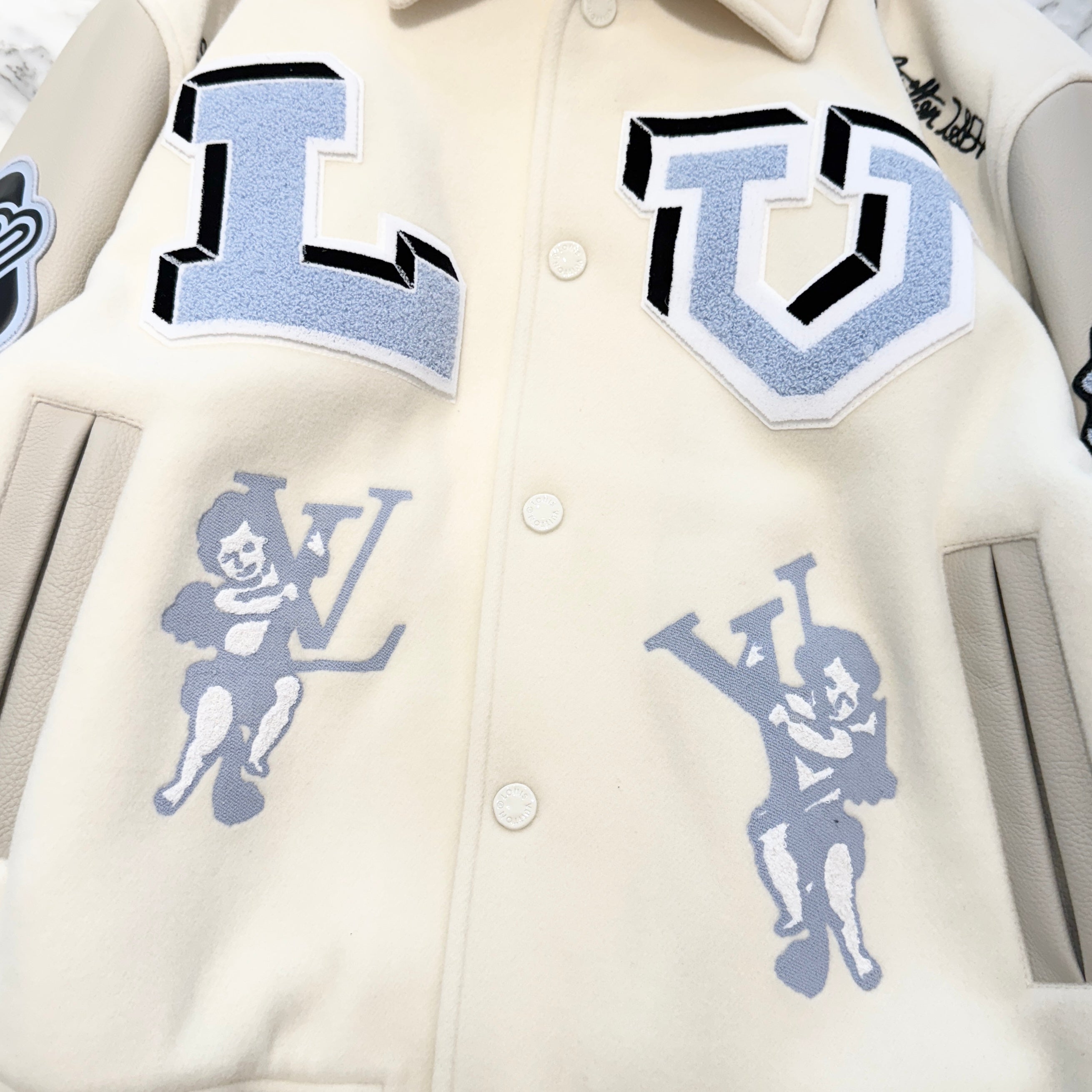 LOUIS VUITTON 2022AW Multi-Patches Mixed Leather Varsity Blouson 1AAHHG Size 54 ルイヴィトン マルチパッチ ミックス レザー ヴァーシティー ブルゾン サイズ54