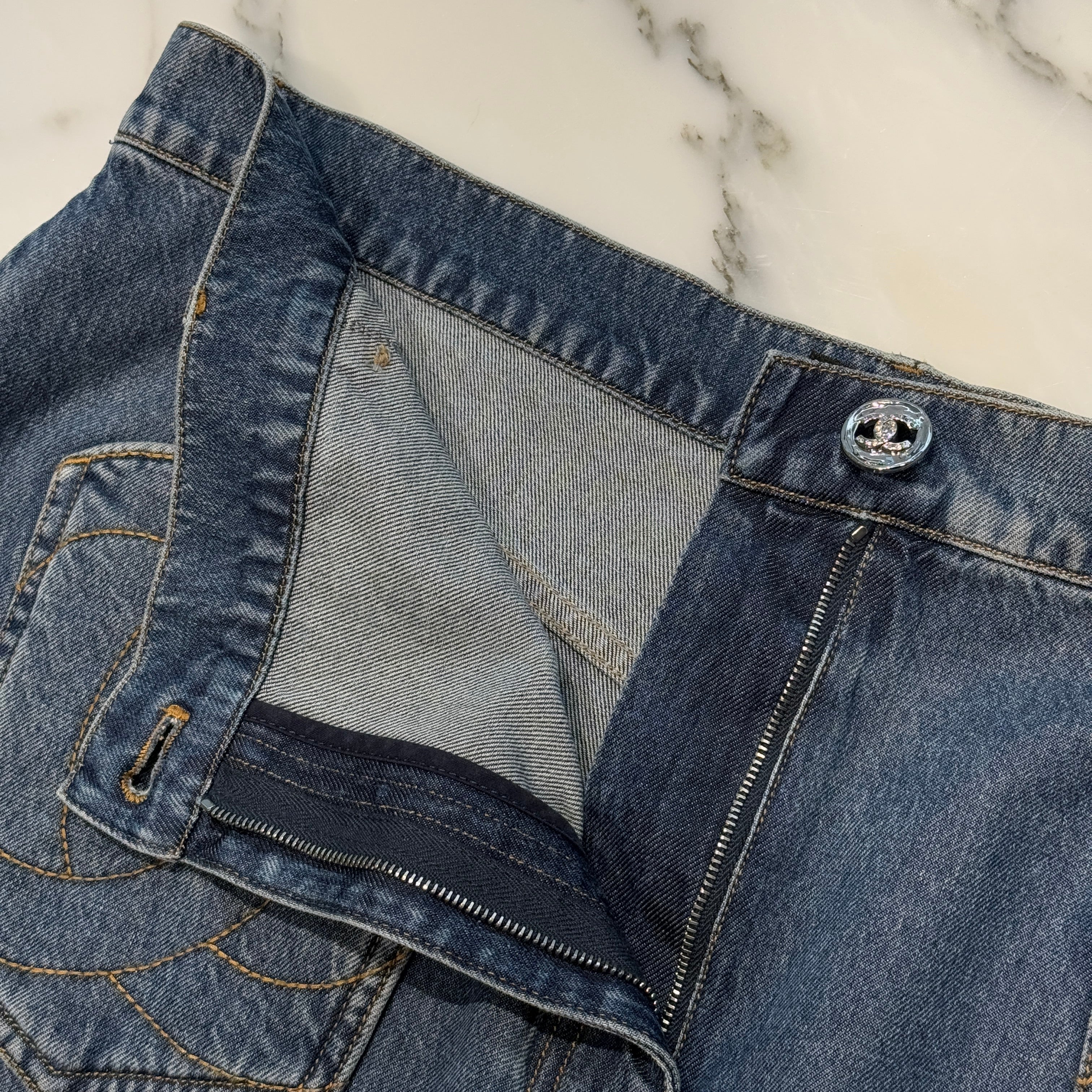 CHANEL 2024 Cruise Coco Mark Wide Denim Pants P76747V68693 Size 50