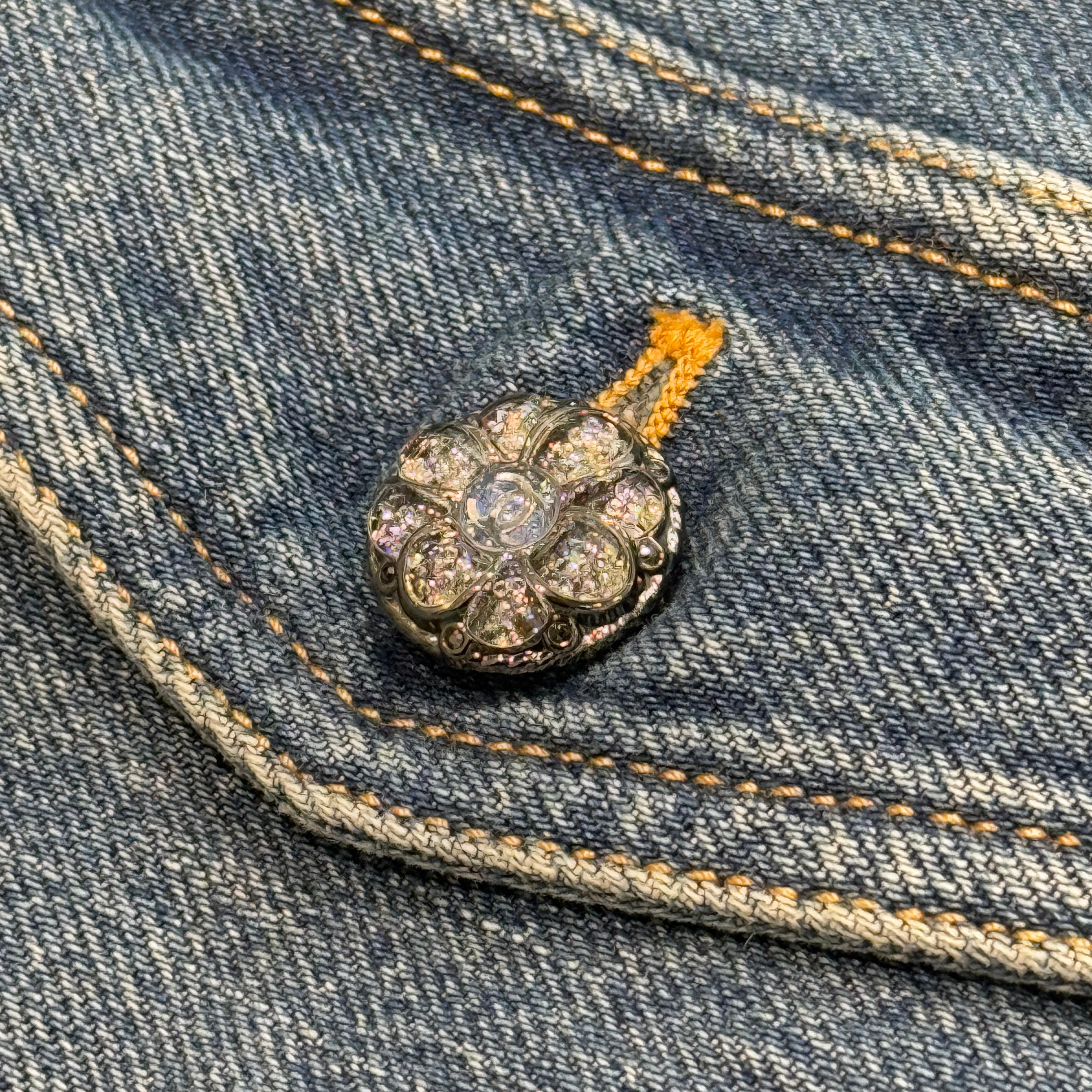 CHANEL 2024 Cruise Washed Denim Blouse P76797V69116 Size 50 シャネル ウォッシュド デニム ブラウス サイズ50