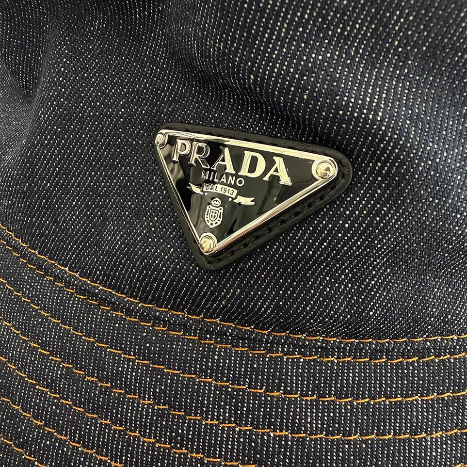 PRADA 2025AW Triangle Logo Plate Denim Bucket Hat Size XL プラダ トライアングルロゴプレート デニムバケットハット サイズXL