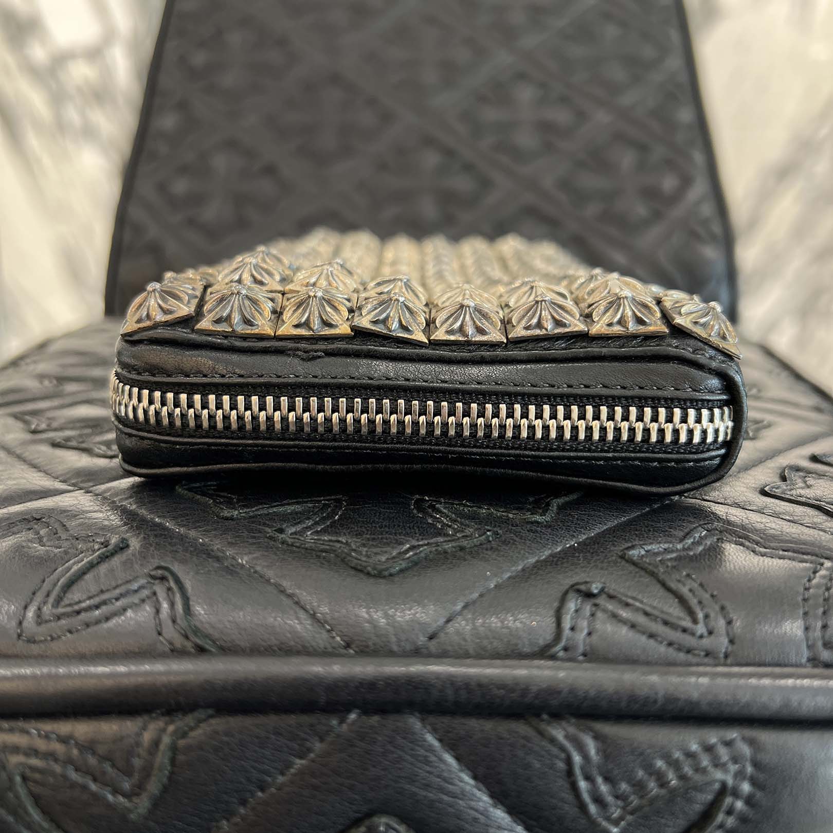 CHROME HEARTS CHROME HEARTS REC F ZIP Fully Loaded Pyramid CH Plus Studs Leather Wallet クロムハーツ REC F ジップ フーリィローデッド ピラミッド CHプラス スタッズ レザーウォレット