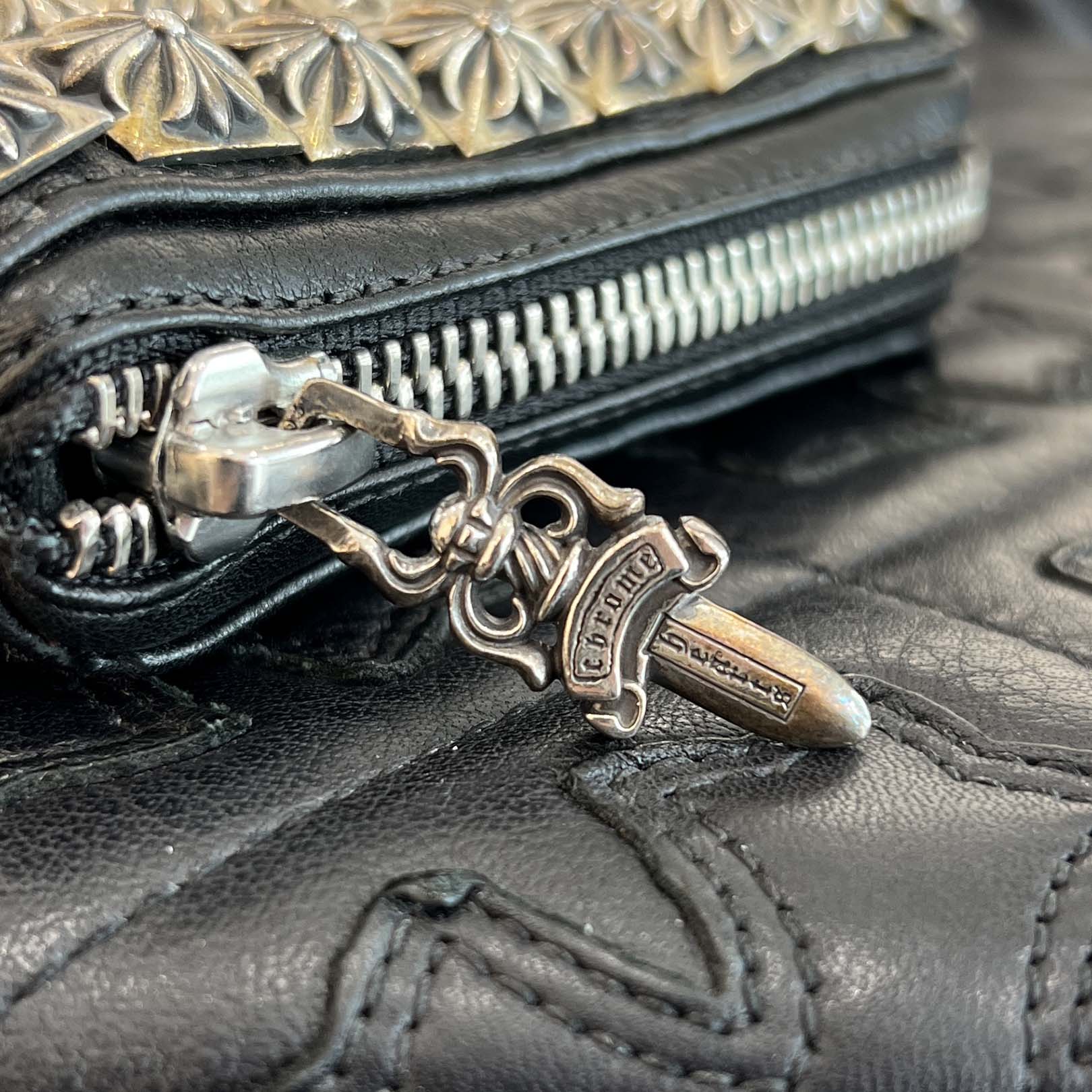 CHROME HEARTS CHROME HEARTS REC F ZIP Fully Loaded Pyramid CH Plus Studs Leather Wallet クロムハーツ REC F ジップ フーリィローデッド ピラミッド CHプラス スタッズ レザーウォレット