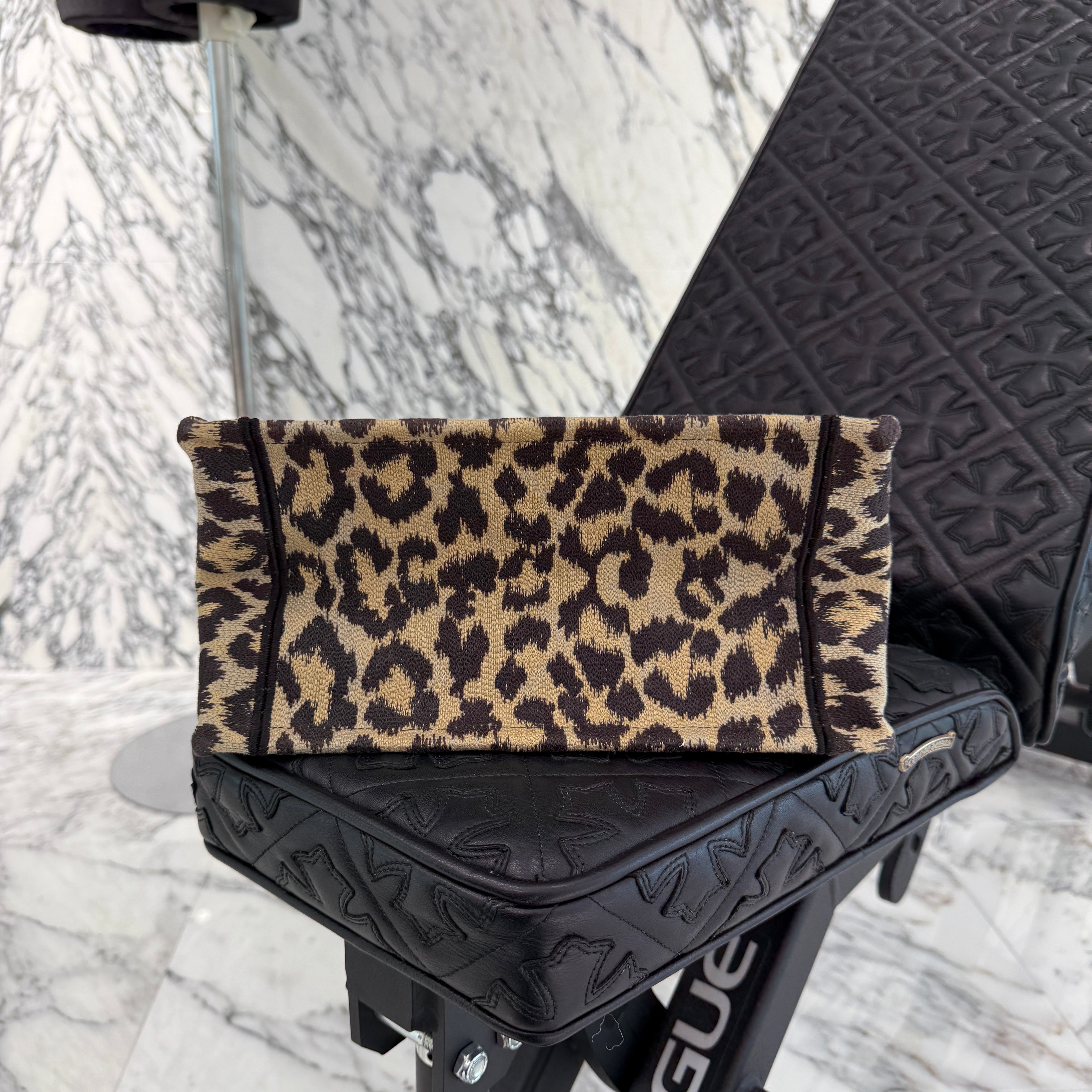 DIOR Leopard Book Tote Bag Small ディオール レオパード柄 ブックトートバッグ スモール