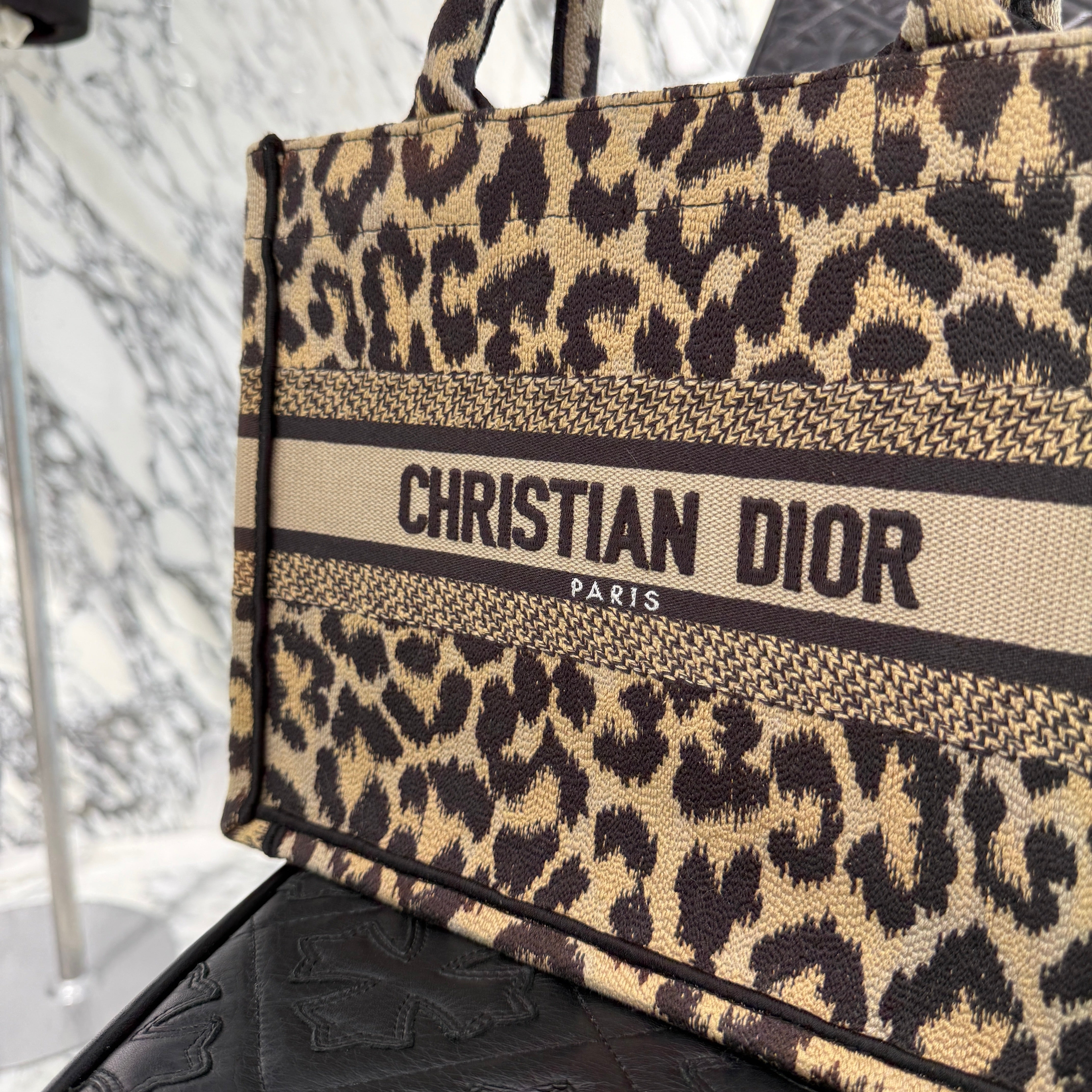 DIOR Leopard Book Tote Bag Small ディオール レオパード柄 ブック
