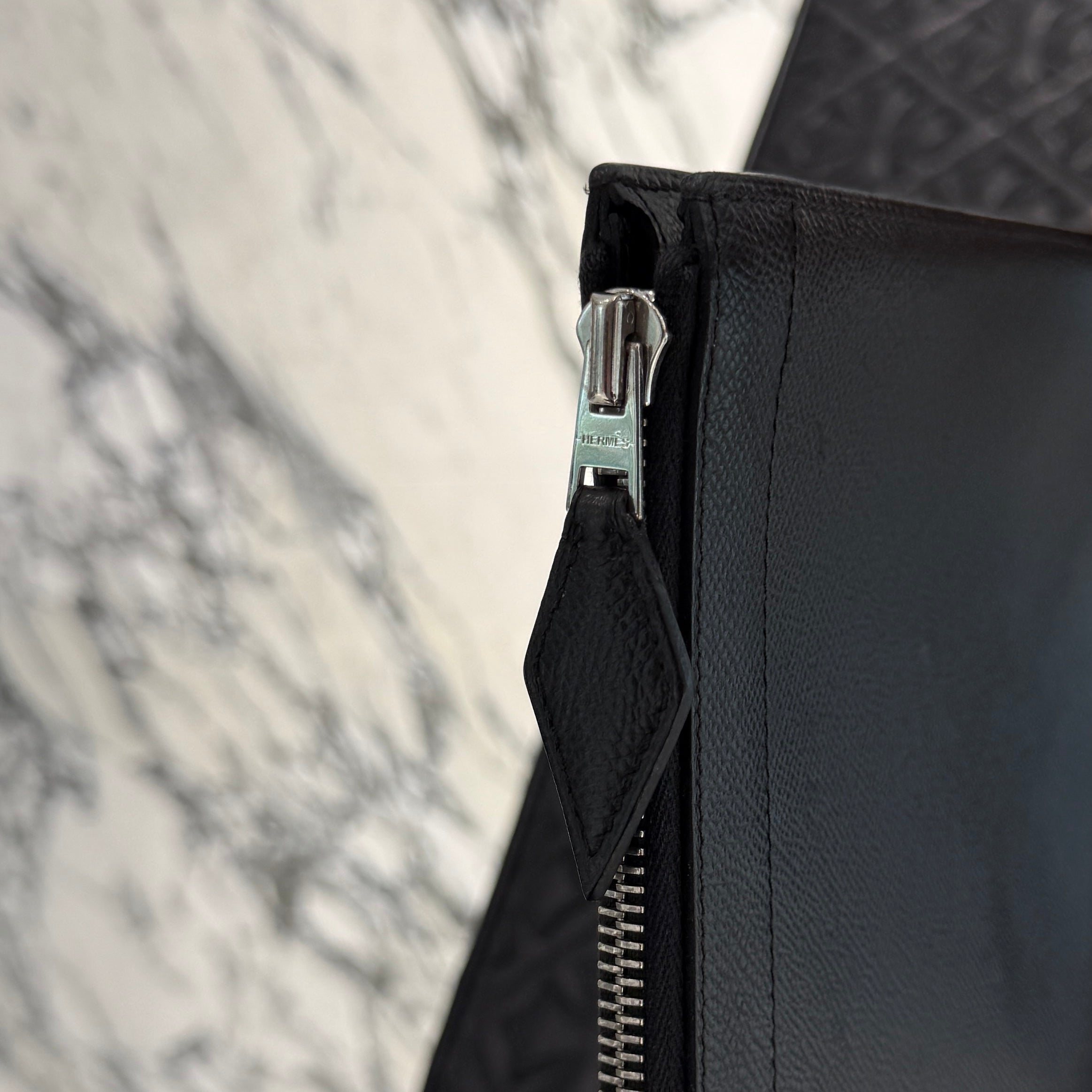 HERMES Zip Tablet Leather Clutch Bag Y刻印 エルメス ジップタブレット クラッチバック Y刻印