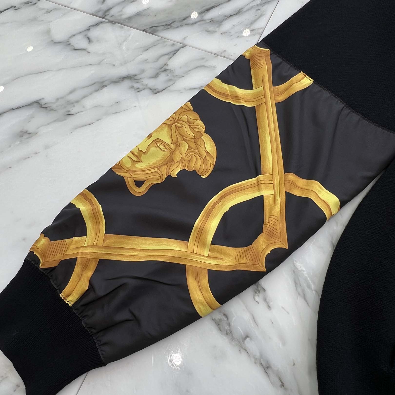 VERSACE 2023AW Barocco Medusa Zip Up Knit Sweater 1012544 1A10257 Size 52 ヴェルサーチェ バロッコ メデューサ ジップアップ ニットセーター サイズ52