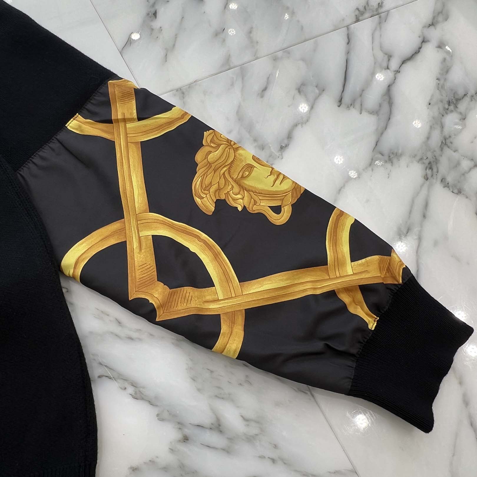 VERSACE 2023AW Barocco Medusa Zip Up Knit Sweater 1012544 1A10257 Size 52 ヴェルサーチェ バロッコ メデューサ ジップアップ ニットセーター サイズ52