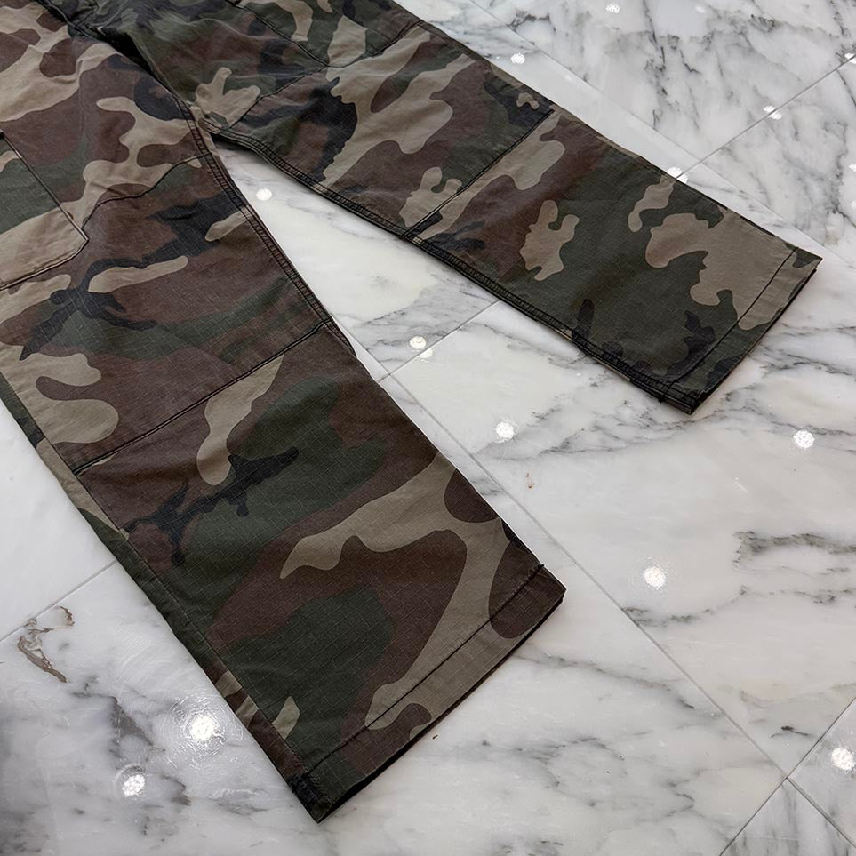 CHROME HEARTS Cross Ball Button Camo Cargo Pants Size 32 クロムハーツ クロスボールボタン カモ カーゴパンツ サイズ32