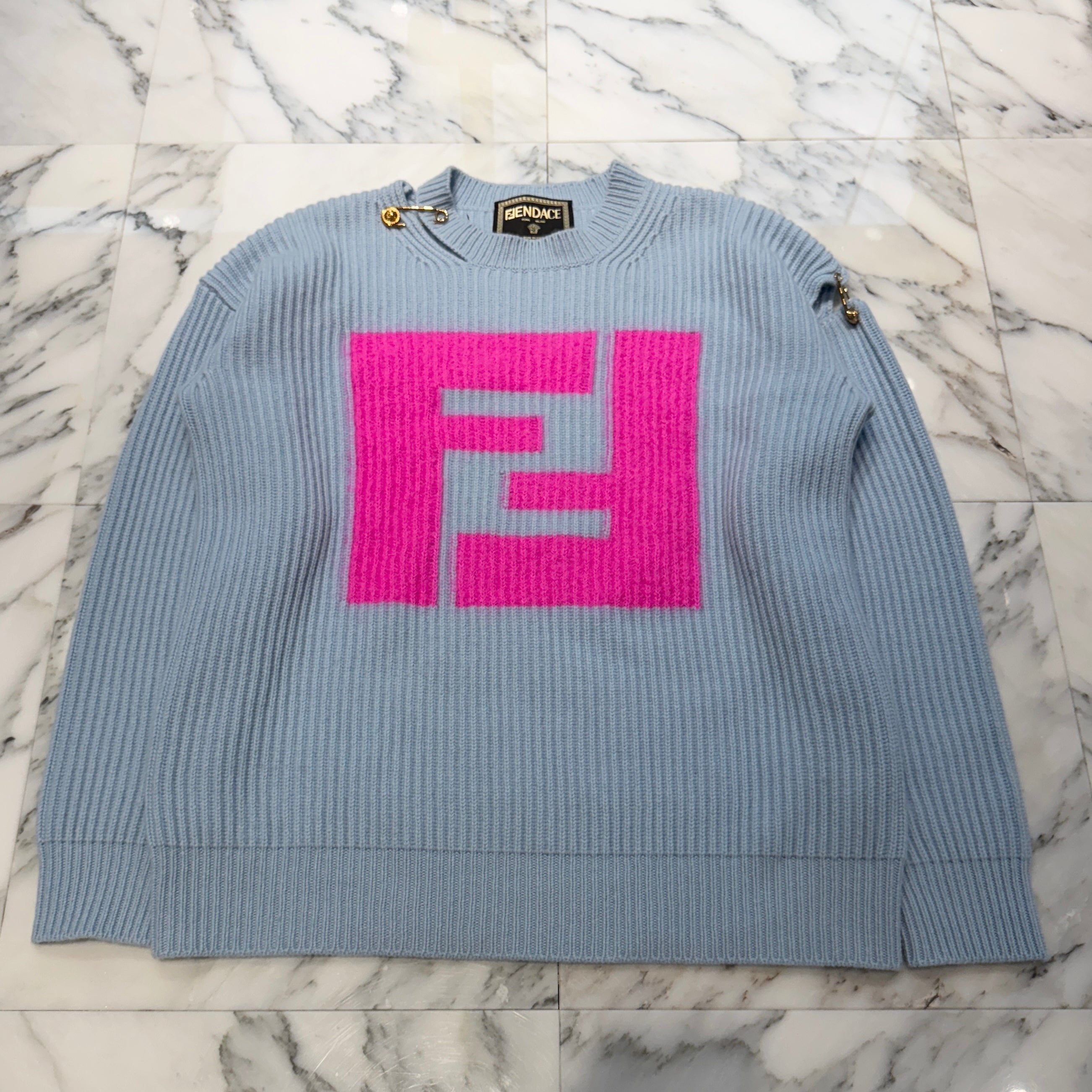 FENDI × VERSACE 2022SS FENDACE Cut Out Cashmere Knit Sweater 1005553 1A03302 Size 46 フェンディ × ヴェルサーチェ フェンダーチェ カットアウト カシミヤニットセーター サイズ46
