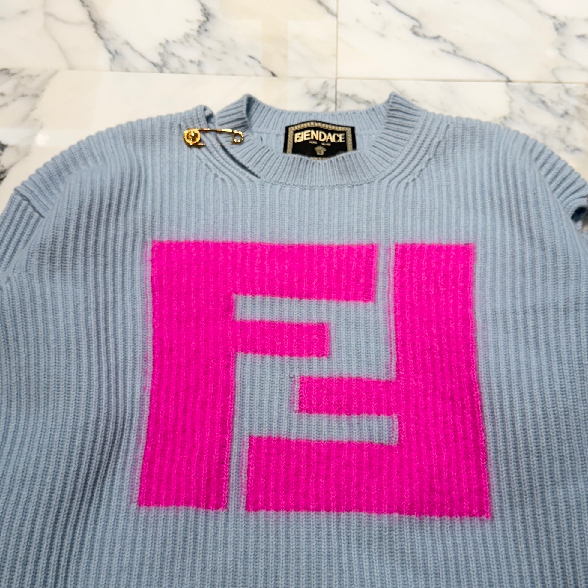 FENDI × VERSACE 2022SS FENDACE Cut Out Cashmere Knit Sweater 1005553 1A03302 Size 46 フェンディ × ヴェルサーチェ フェンダーチェ カットアウト カシミヤニットセーター サイズ46