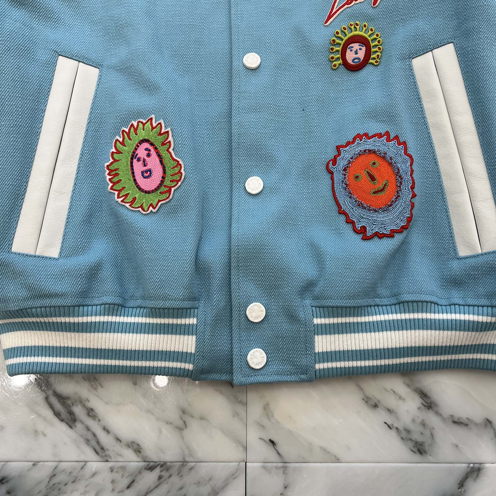 LOUIS VUITTON × YAYOI KUSAMA 2023SS Embroidery Varsity Leather Jacket HOL30E Size 56 ルイヴィトン × 草間 弥生 エンブロイダリー バーシティレザージャケット サイズ56