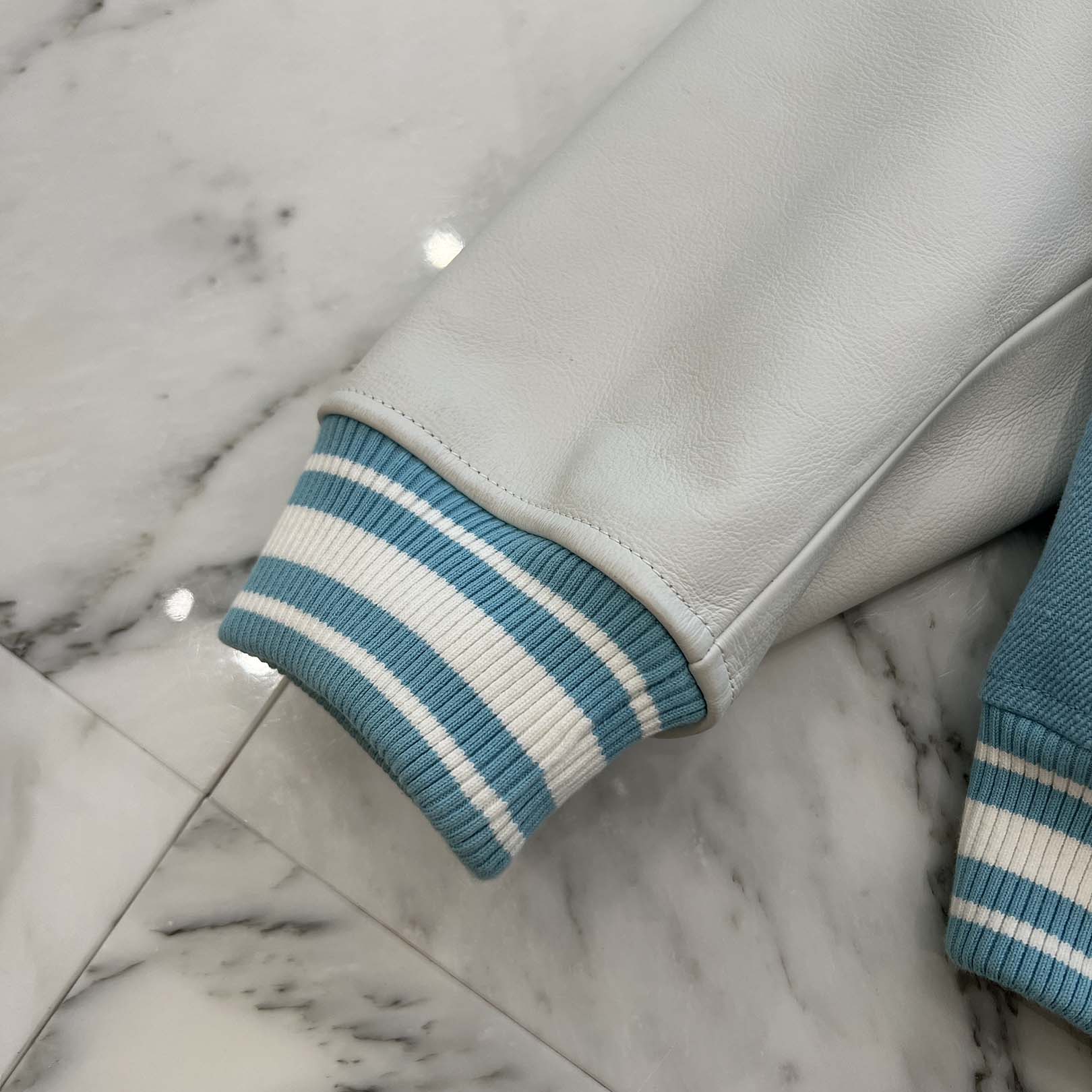 LOUIS VUITTON × YAYOI KUSAMA 2023SS Embroidery Varsity Leather Jacket HOL30E Size 56 ルイヴィトン × 草間 弥生 エンブロイダリー バーシティレザージャケット サイズ56