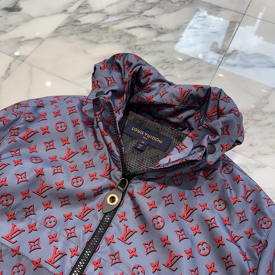 LOUIS VUITTON 2020AW 3D Monogram Lightweight Hooded Zip Up Jacket FPOW24 Size 38 ルイヴィトン 3Dモノグラム ライトウェイト フーデット ジップアップジャケット サイズ38