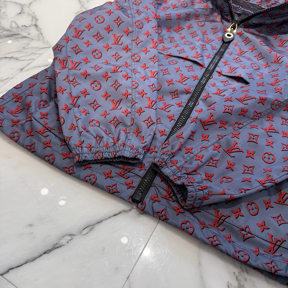 LOUIS VUITTON 2020AW 3D Monogram Lightweight Hooded Zip Up Jacket FPOW24 Size 38 ルイヴィトン 3Dモノグラム ライトウェイト フーデット ジップアップジャケット サイズ38