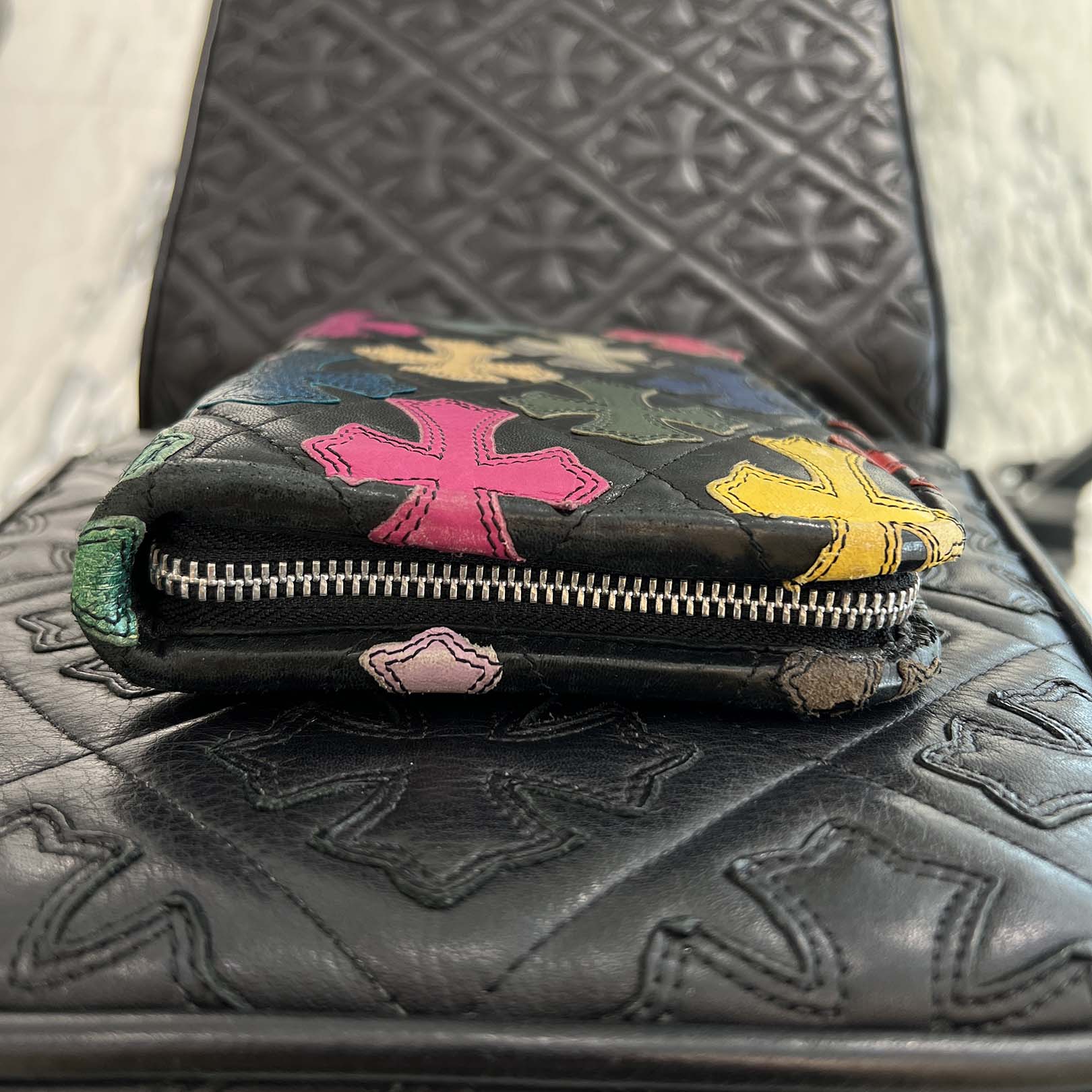 CHROME HEARTS Multi Color Cross Patch Round Zip Organizer クロムハーツ マルチカラー クロスパッチ ラウンドジップ オーガナイザー