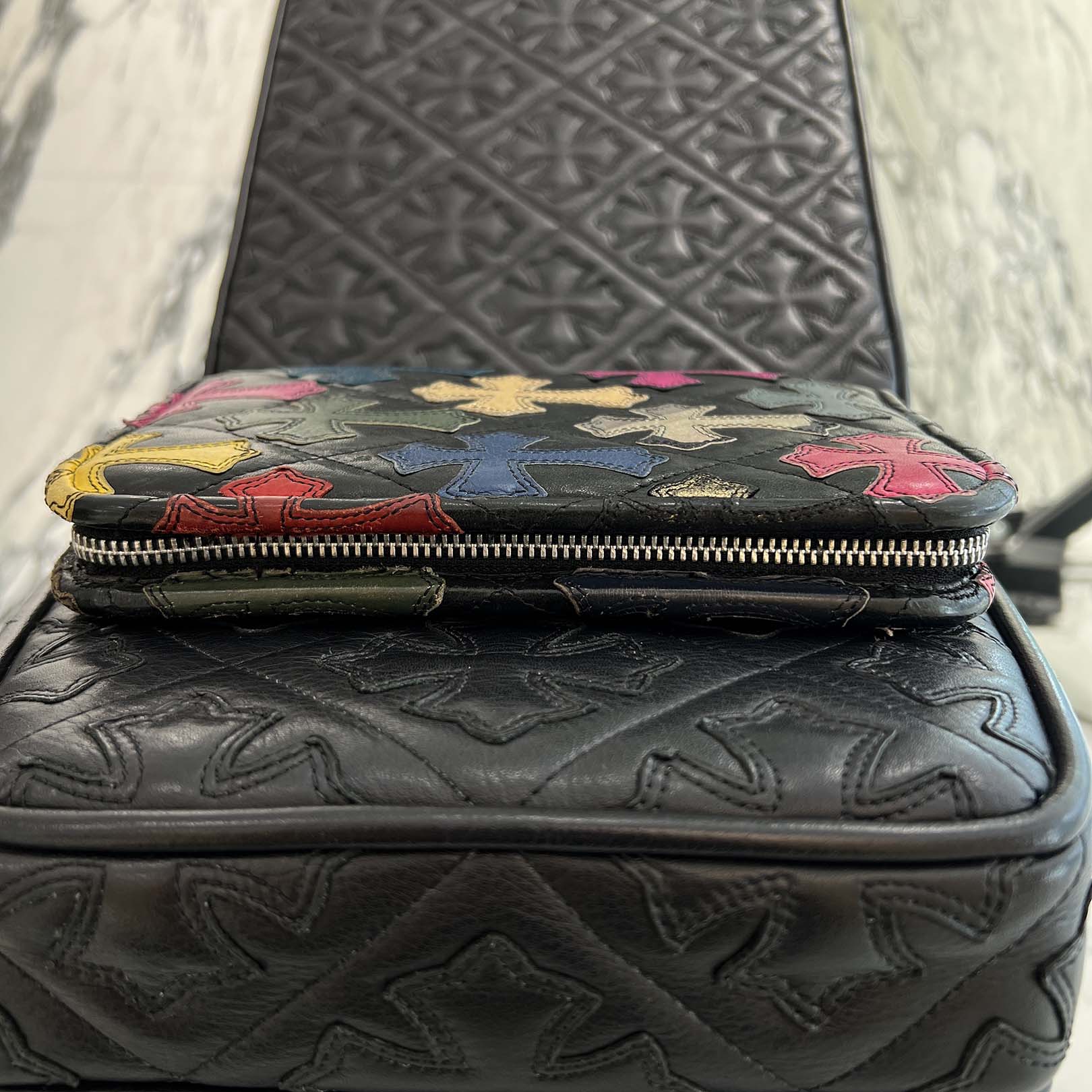 CHROME HEARTS Multi Color Cross Patch Round Zip Organizer クロムハーツ マルチカラー クロスパッチ ラウンドジップ オーガナイザー