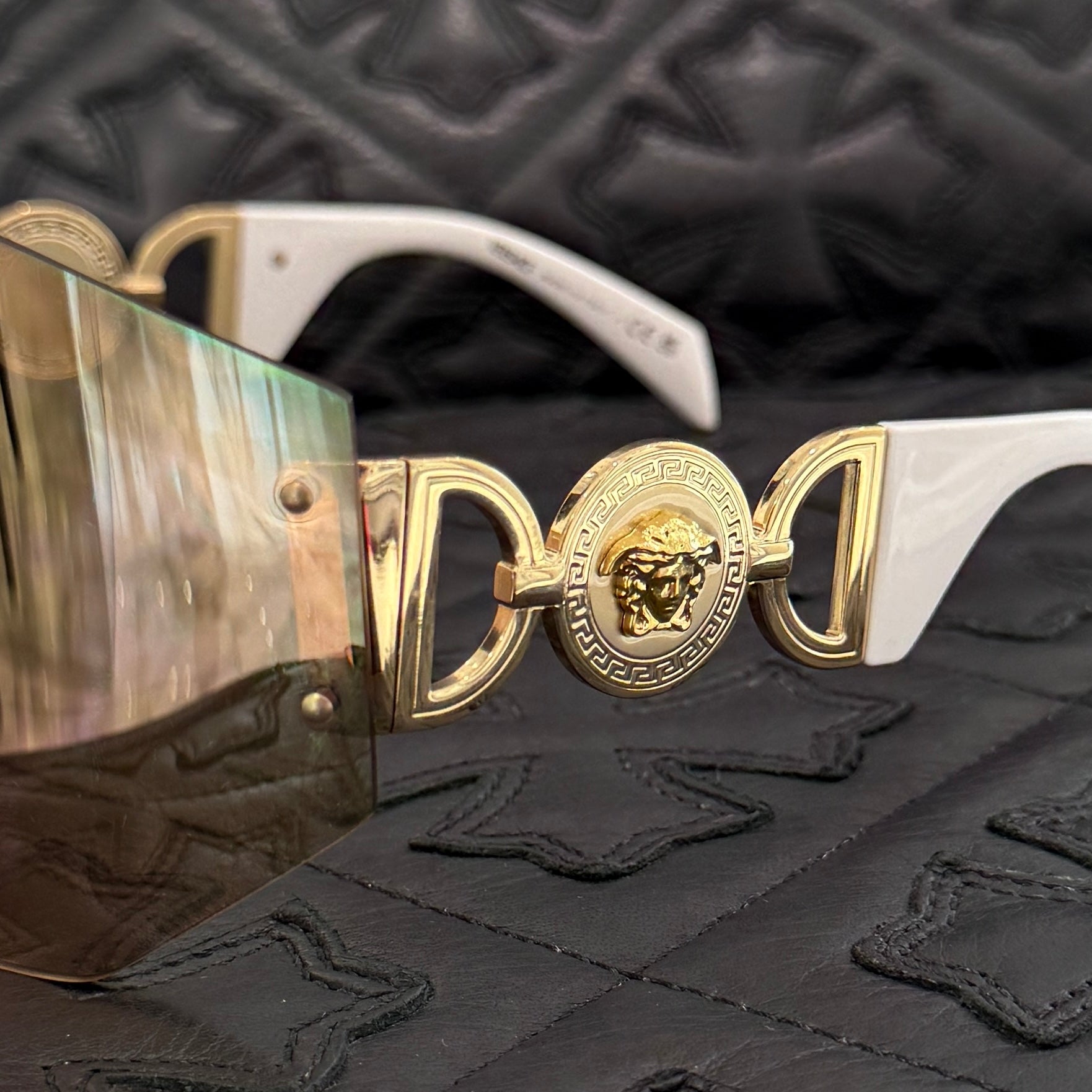 VERSACE Mirrored Sunglasses MOD.2258 Size 45/14/125 ヴェルサーチ ミラー サングラス サイズ45/14/125