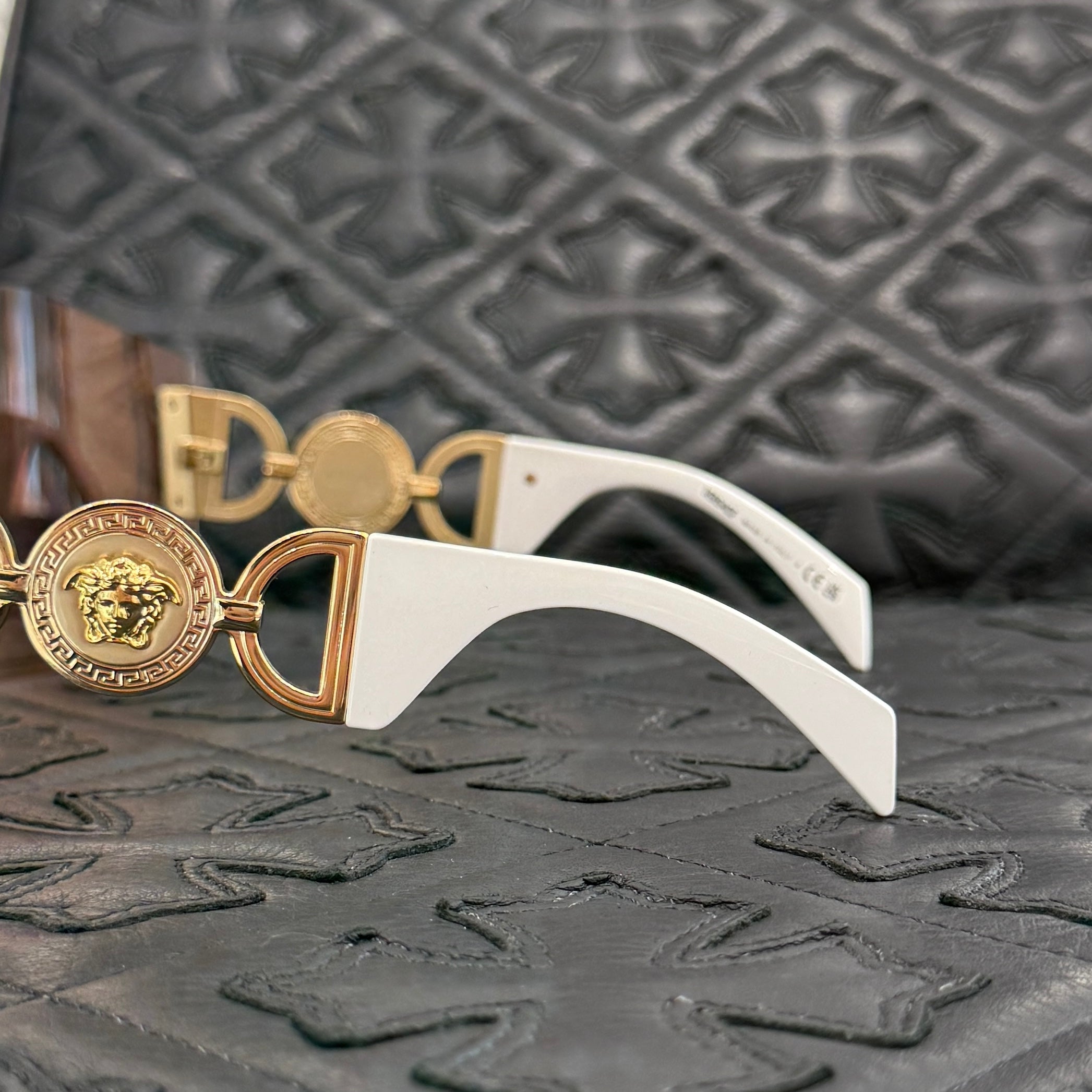 VERSACE Mirrored Sunglasses MOD.2258 Size 45/14/125 ヴェルサーチ ミラー サングラス サイズ45/14/125