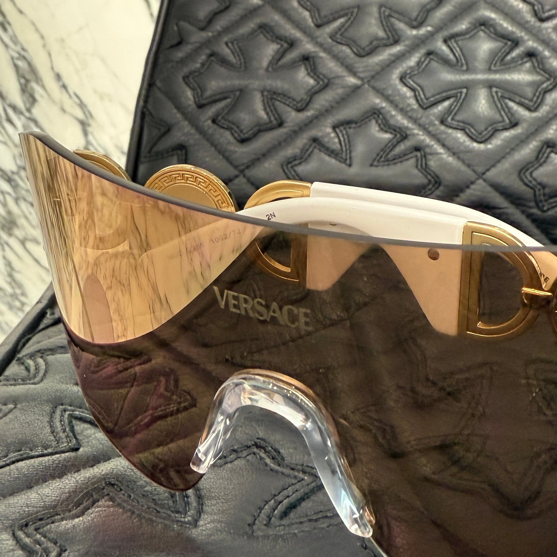 VERSACE Mirrored Sunglasses MOD.2258 Size 45/14/125 ヴェルサーチ ミラー サングラス サイズ45/14/125