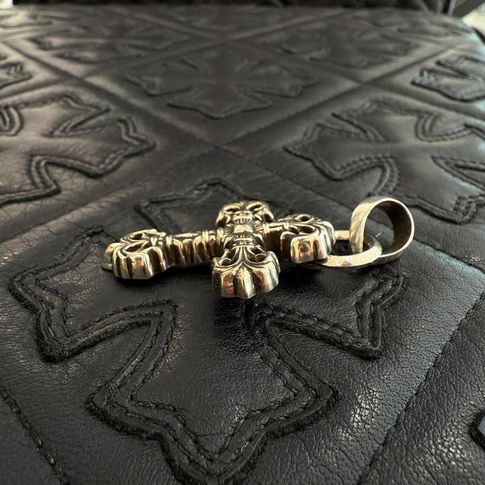 CHROME HEARTS Filigree CH Cross XS Pendant Top With Bail クロムハーツ フィリグリー CHクロス XS ペンダントトップ ウィズ ベイル