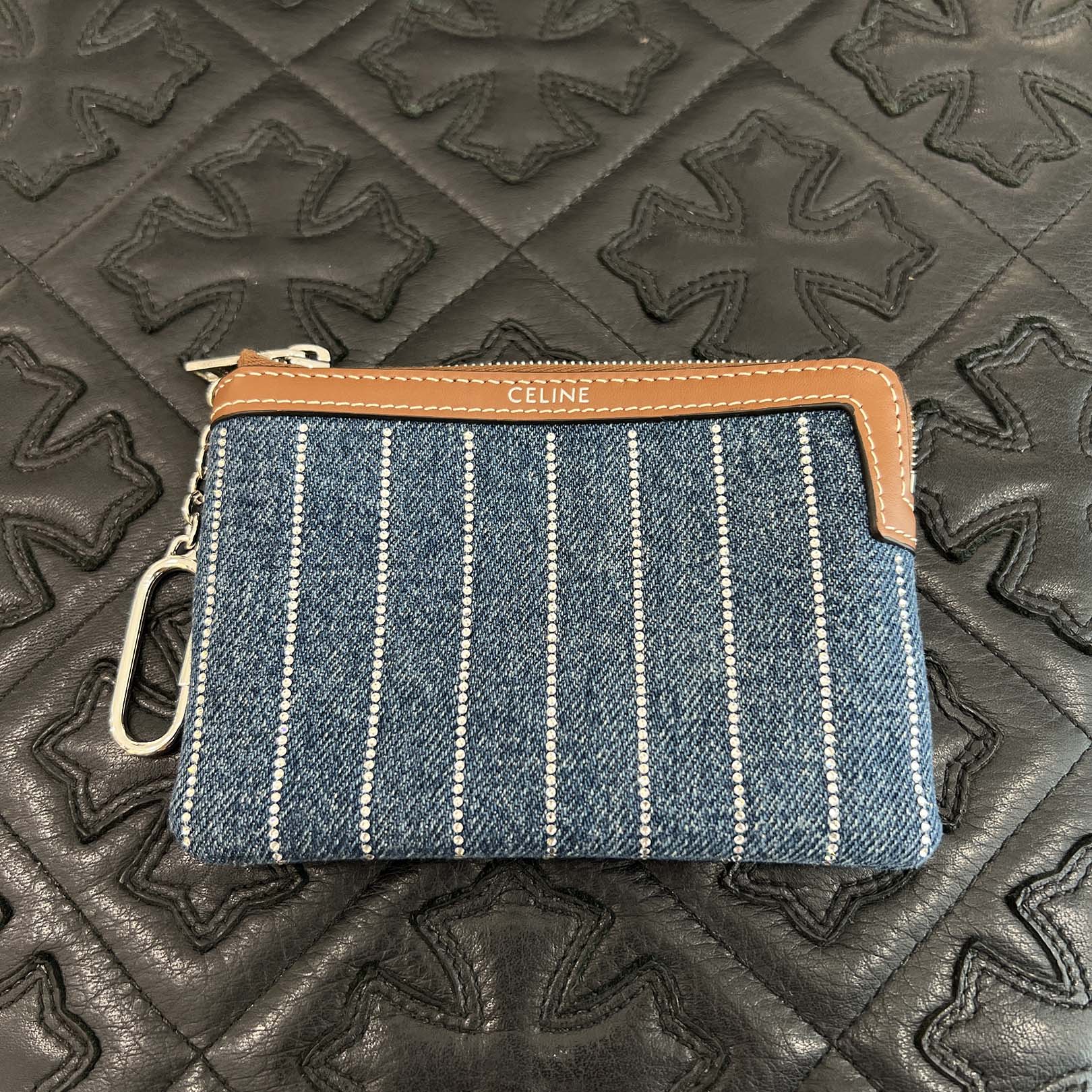 CELINE 2025SS Rhinestone Stripes Denim Coin Case 10C662GEU.07FX セリーヌ ラインストーンストライプ デニムコインケース
