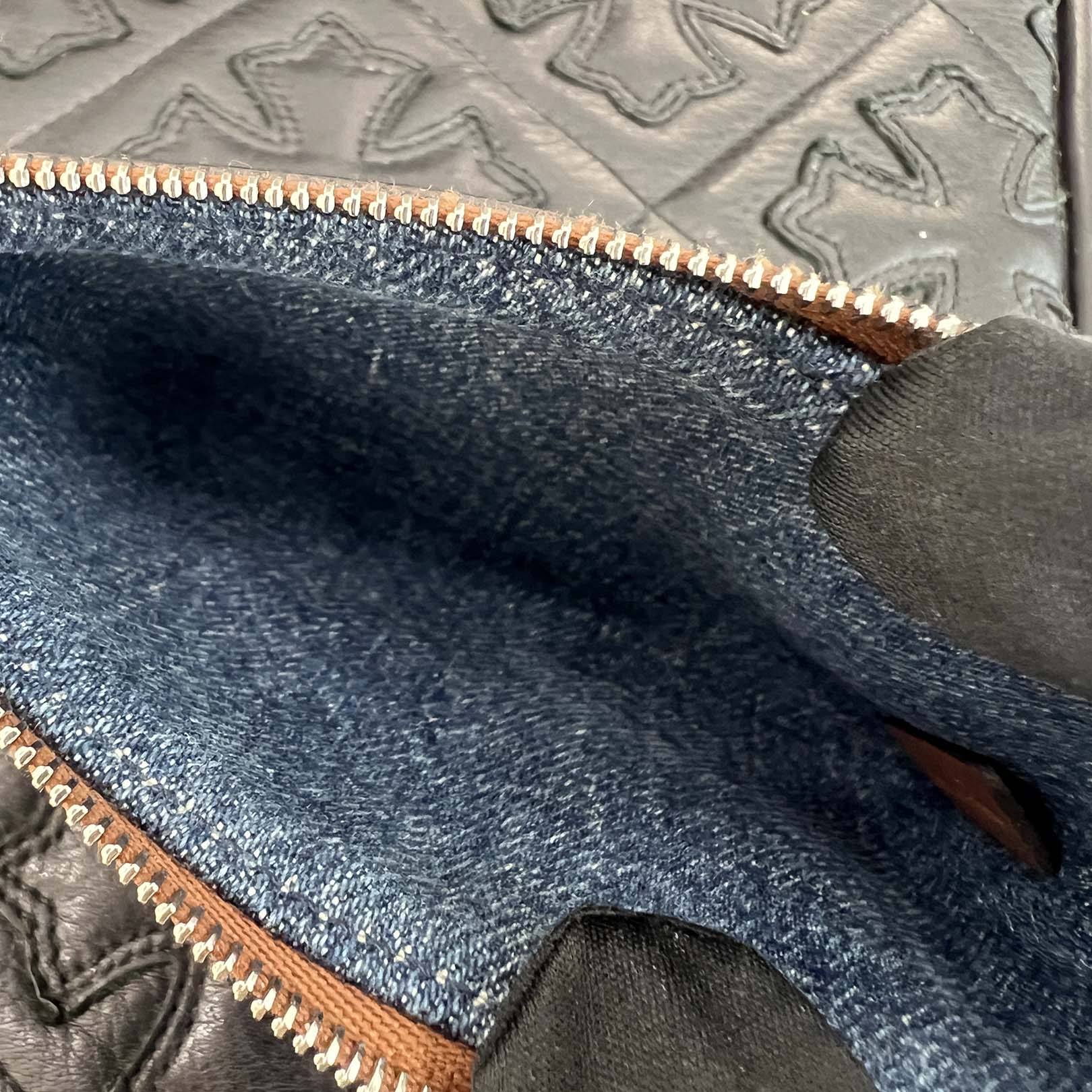 CELINE 2025SS Rhinestone Stripes Denim Coin Case 10C662GEU.07FX セリーヌ ラインストーンストライプ デニムコインケース