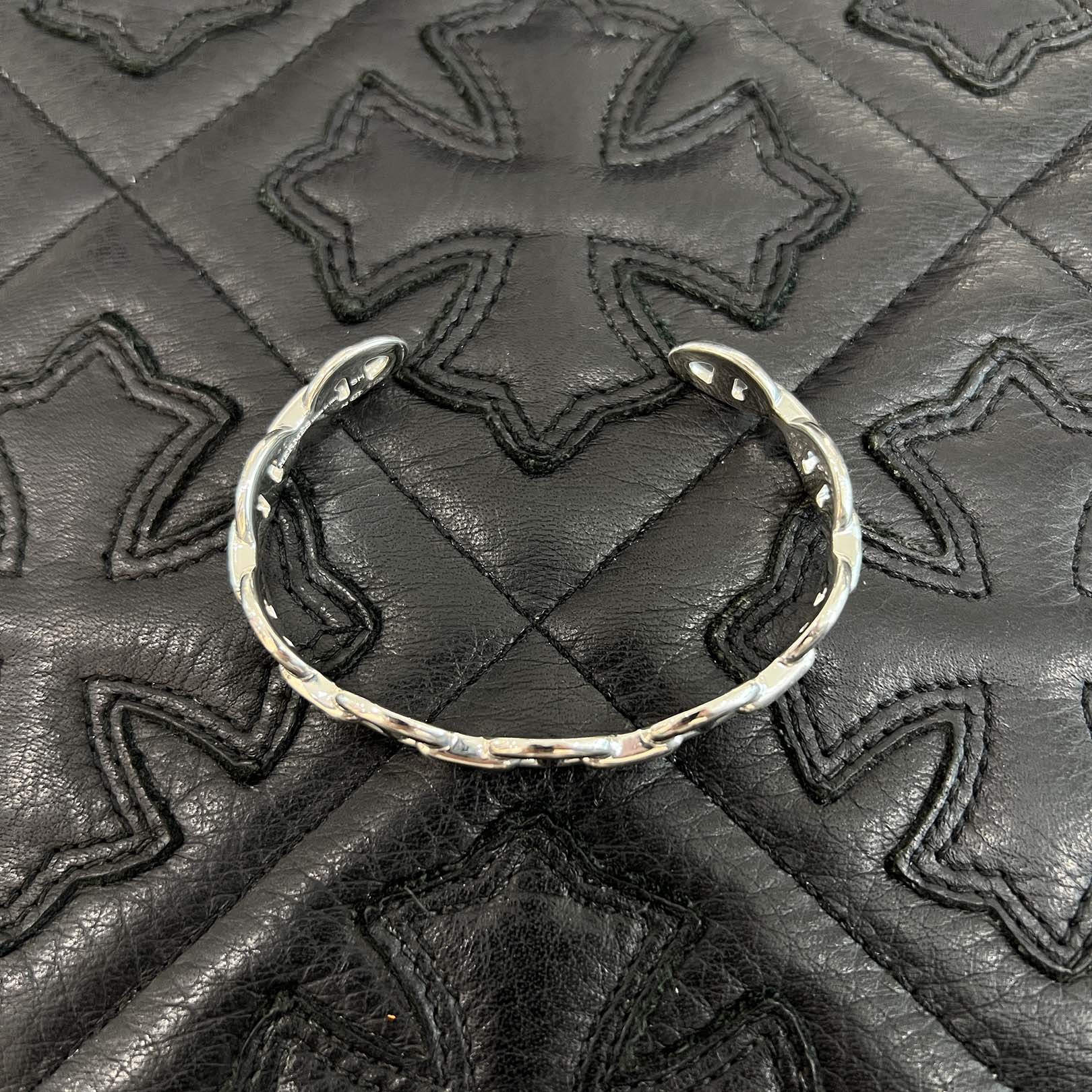 HERMES Chaine d’Ancre Enchainee MM Bangle Size SH エルメス シェーヌダンクル アンシェネ MM バングル サイズSH