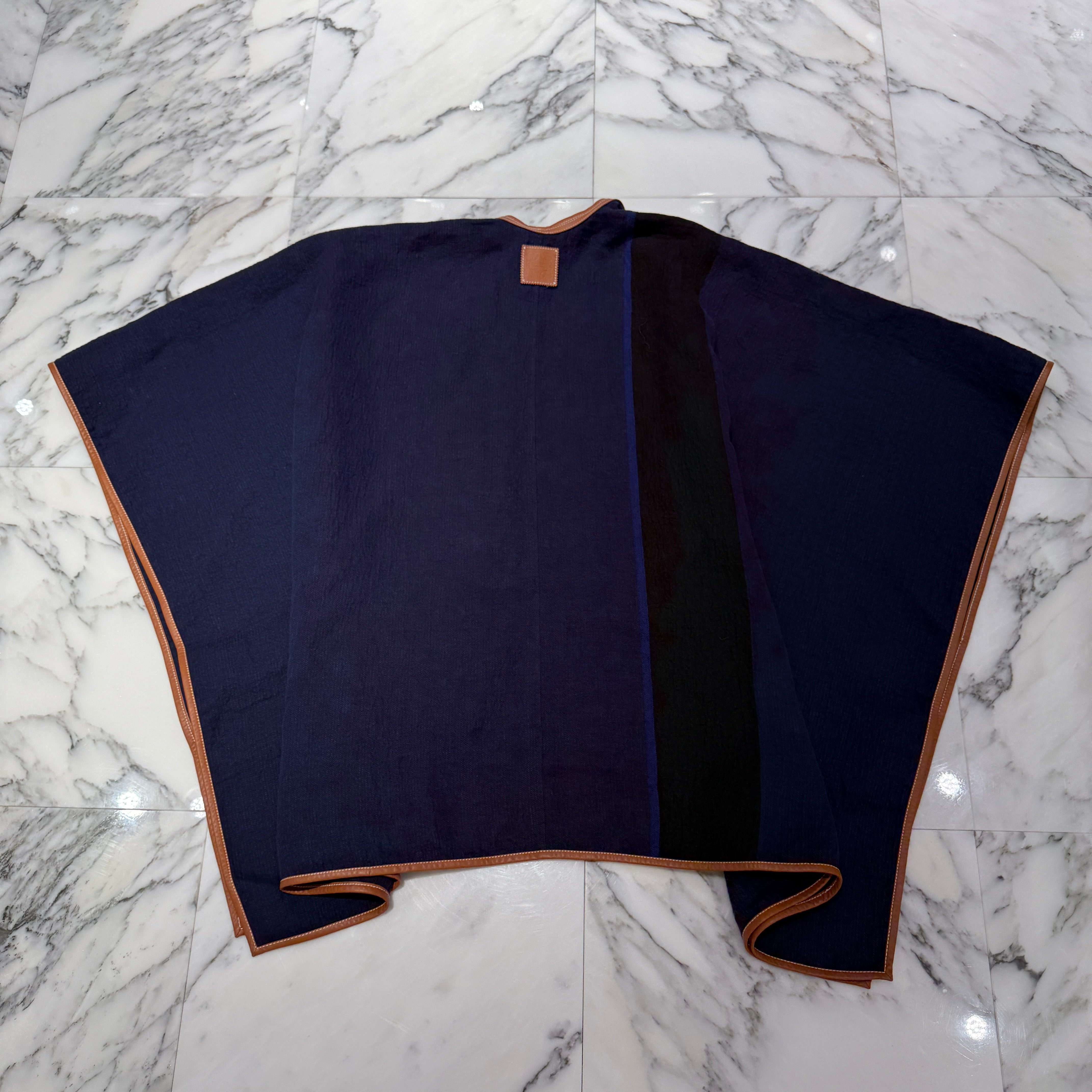 LOEWE Anagram Logo Emboss Leather Patch Stripe Cape S359338XBH Size S ロエベ アナグラムロゴエンボス レザーパッチ ストライプケープ サイズS