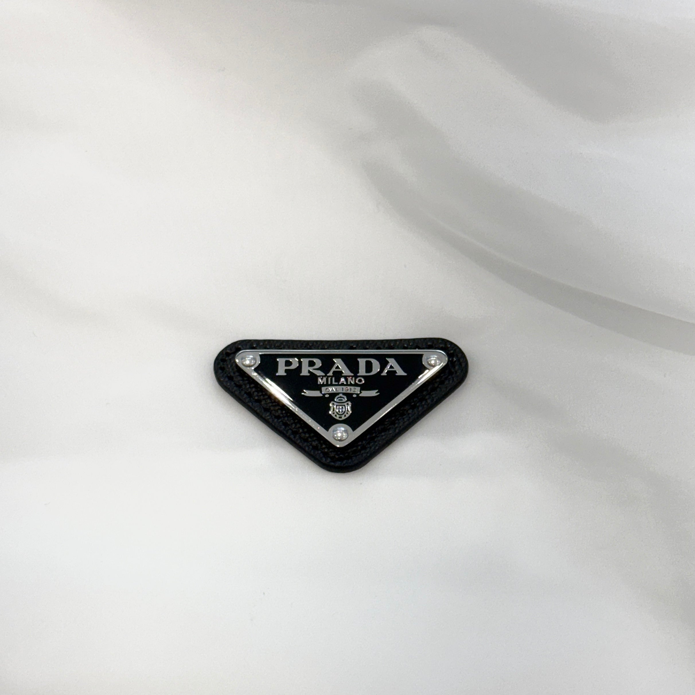 PRADA 2024SS Re-Nylon Hooded Wind Breaker SGC533 S000 1WQ9 Size L プラダ リナイロン フーデッド ウィンドブレーカー サイズL