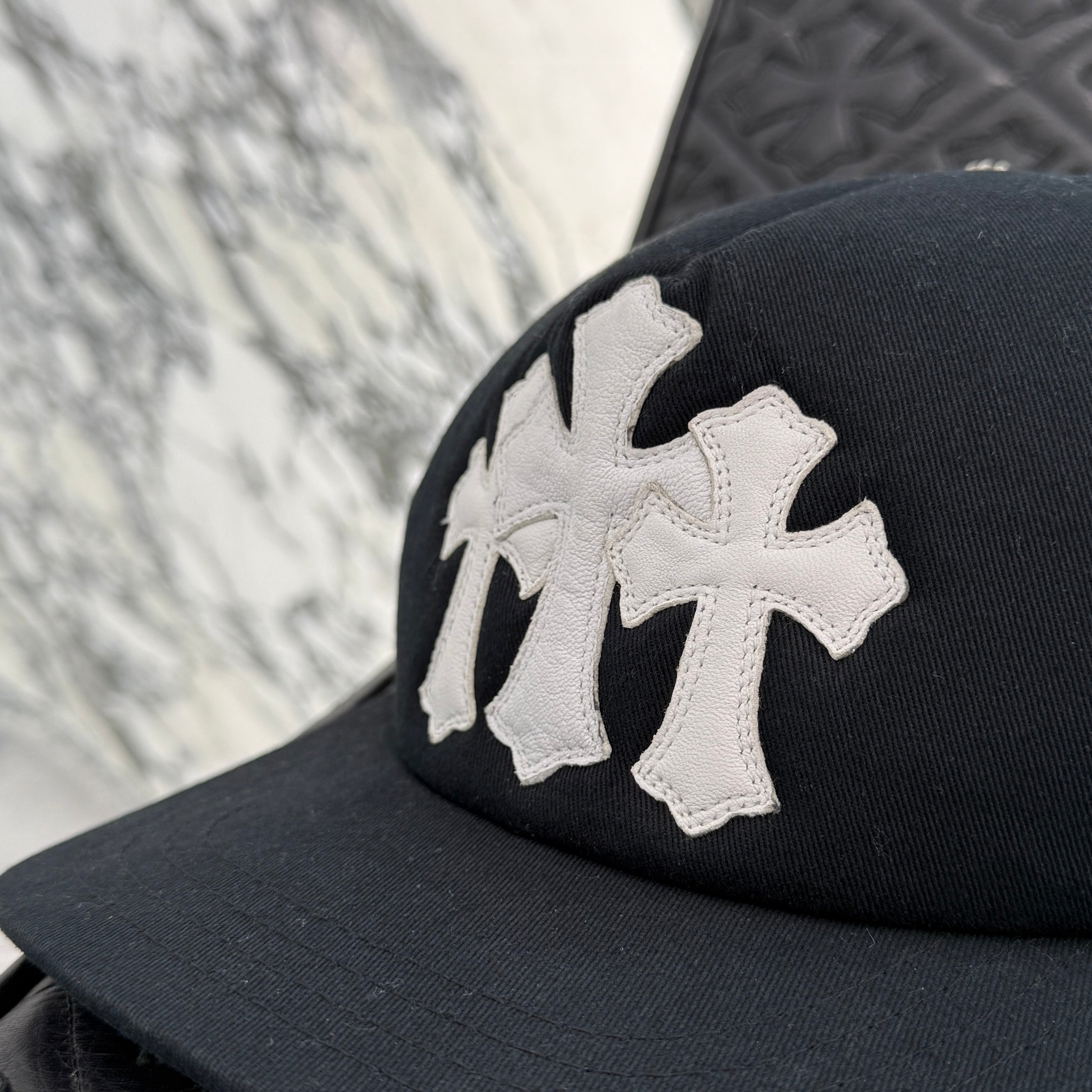CHROME HEARTS Triple Cross Patch Trucker Cap ONE SIZE（53-60