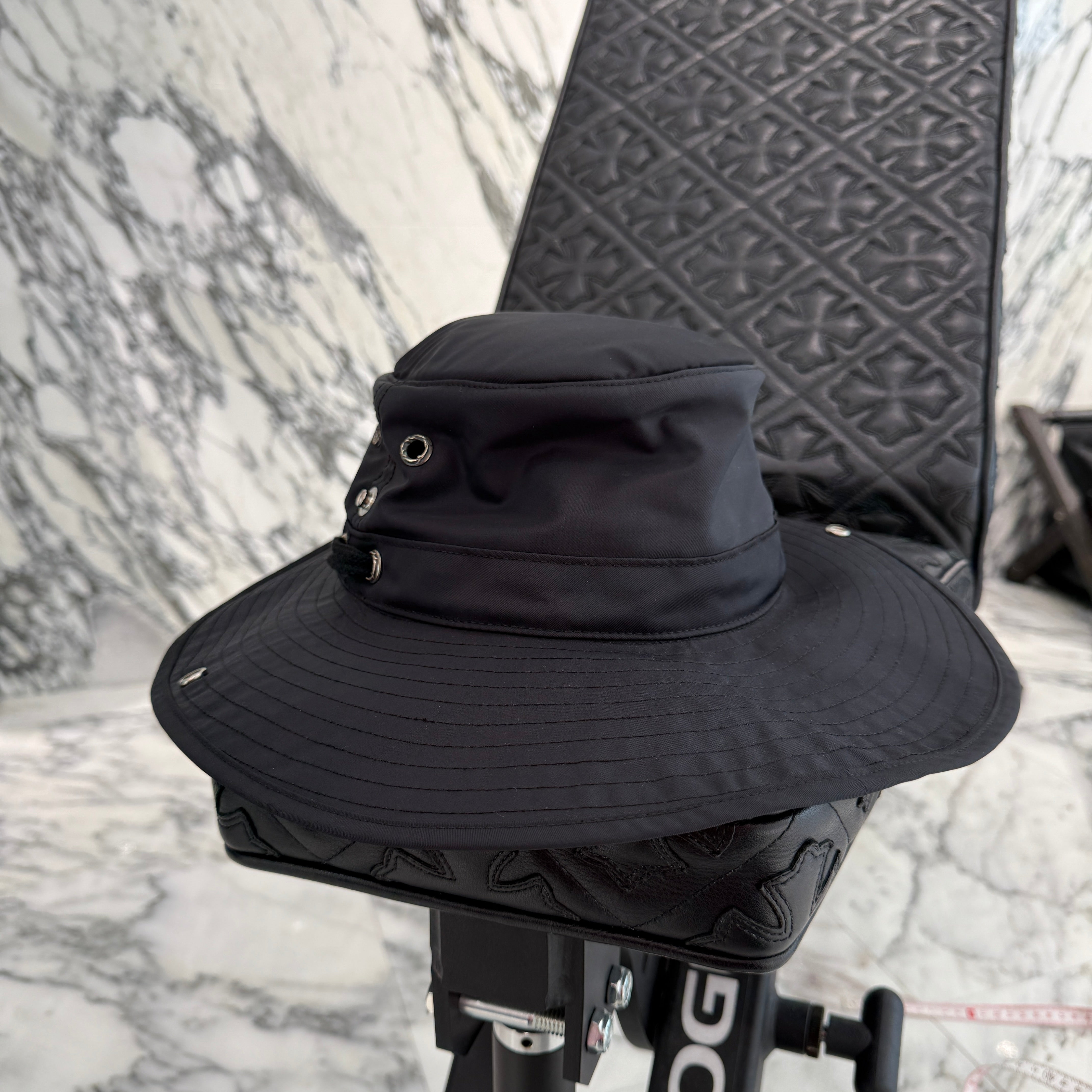 CHROME HEARTS Scroll Logo Label Nylon Bucket Hat Size M（58.5cm