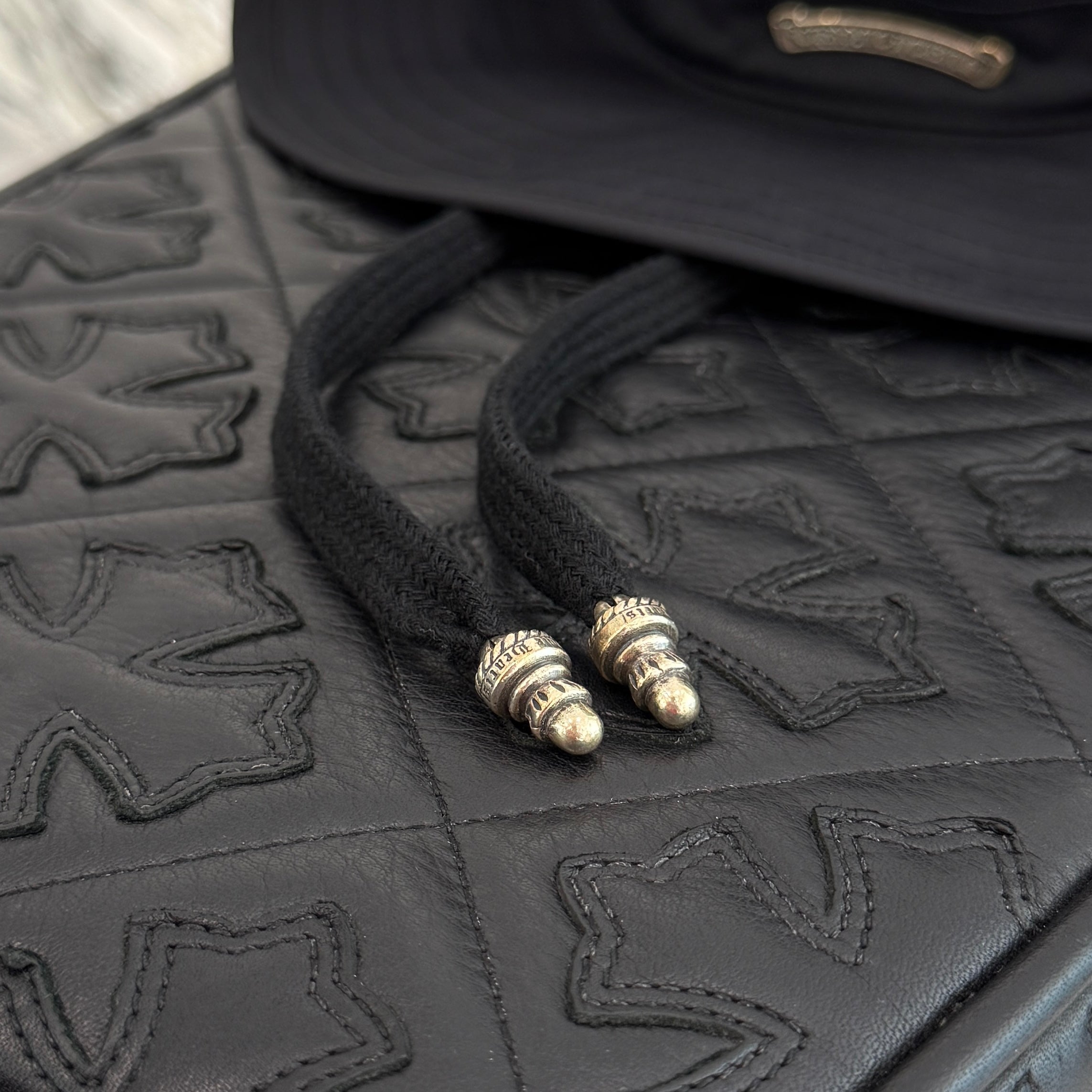 CHROME HEARTS Scroll Logo Label Nylon Bucket Hat Size M（58.5cm