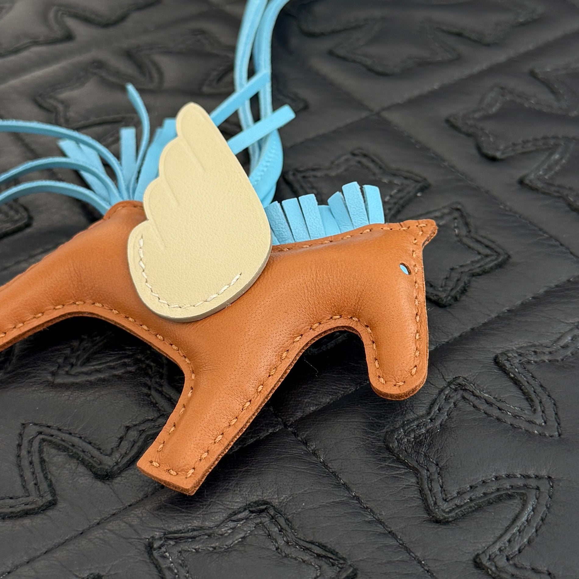HERMES Rodeo Pegasus PM Charm W刻印 エルメス ロデオ ペガサス PM