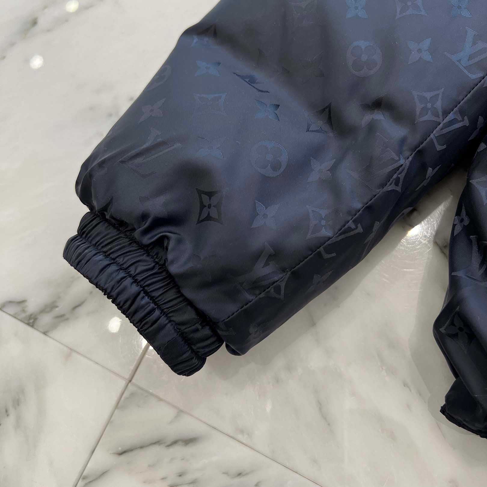 LOUIS VUITTON 2019AW Monogram Reversible Down Jacket Size 56 ルイヴィトン モノグラムリバーシブルダウンジャケット サイズ56