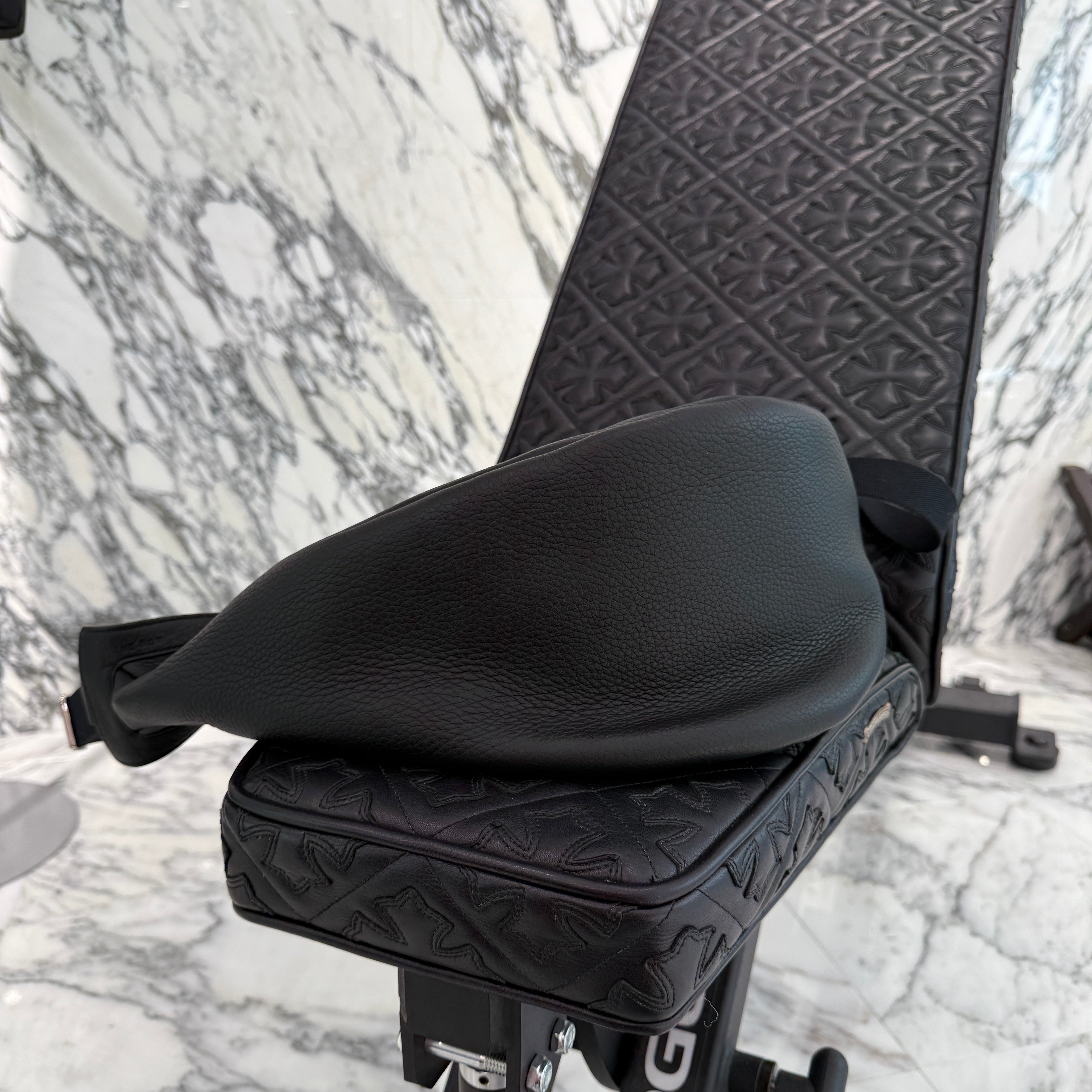 THE ROW Large Slouchy Banana Bag ザ・ロウ ラージ スラウチーバナナ