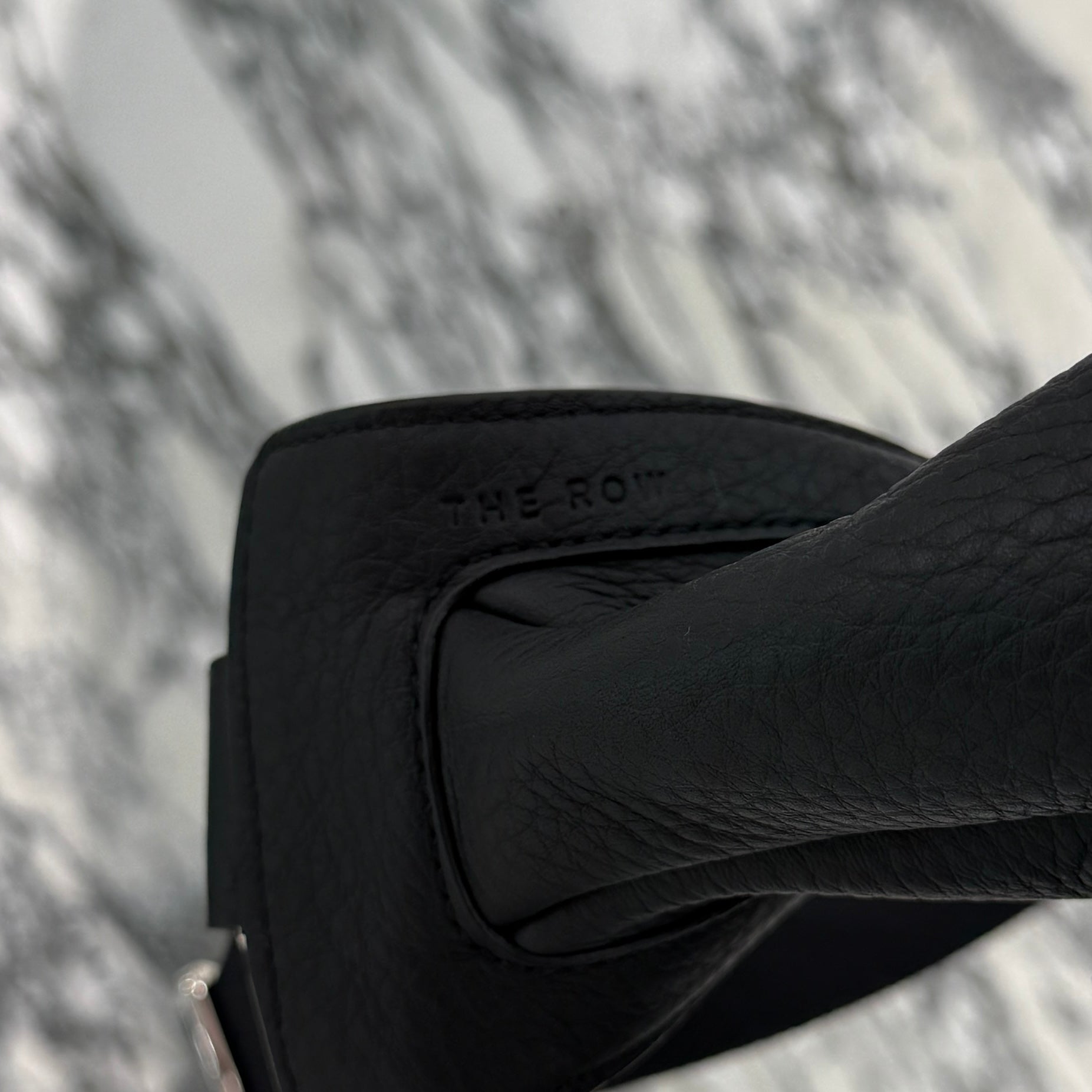 THE ROW Large Slouchy Banana Bag  ザ・ロウ ラージ スラウチーバナナ バッグ