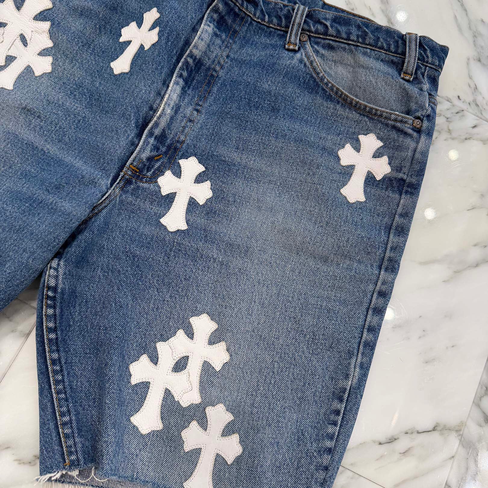 CHROME HEARTS × Levi's VNTG Cross Leather Patch Denim Shorts Size 38 クロムハーツ × リーバイス ヴィンテージ クロスレザーパッチ デニムショーツ サイズ38