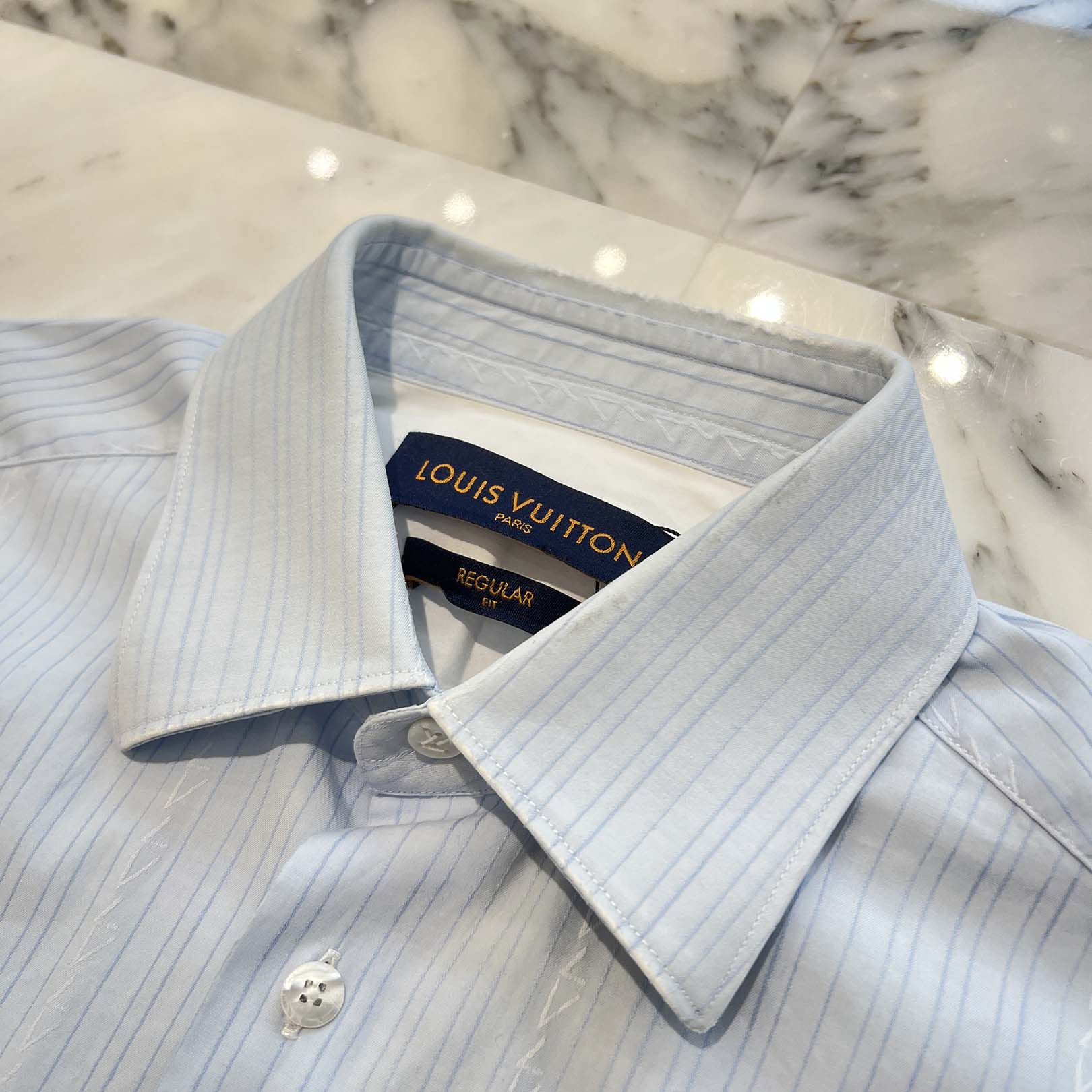 LOUIS VUITTON LV Logo Striped Long Sleeve Shirt HJS9PW Size 40/15 3/4 ルイヴィトン LVロゴ ストライプ 長袖シャツ サイズ40/15 3/4