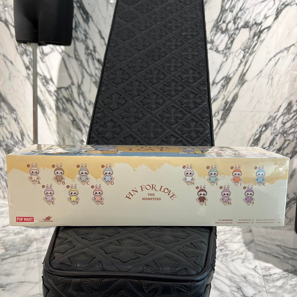 POP MART The Monsters PIN FOR LOVE LABUBU A-M ポップマート ザ・モンスターズ ピンフォーラブ ラブブ ストラップ A-M