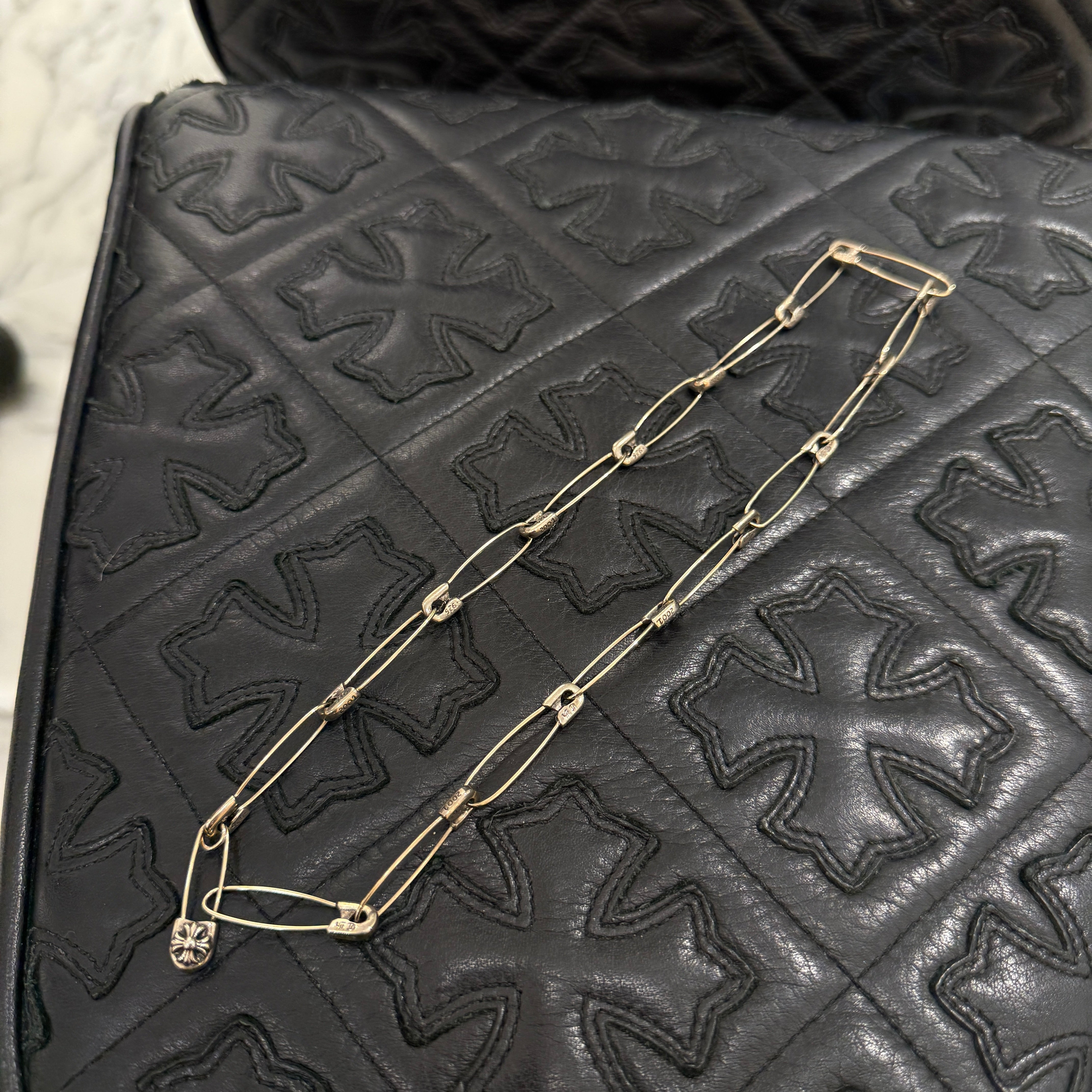 CHROME HEARTS Safety Pin Necklace 17Link クロムハーツ セーフティピン ネックレス 17リンク