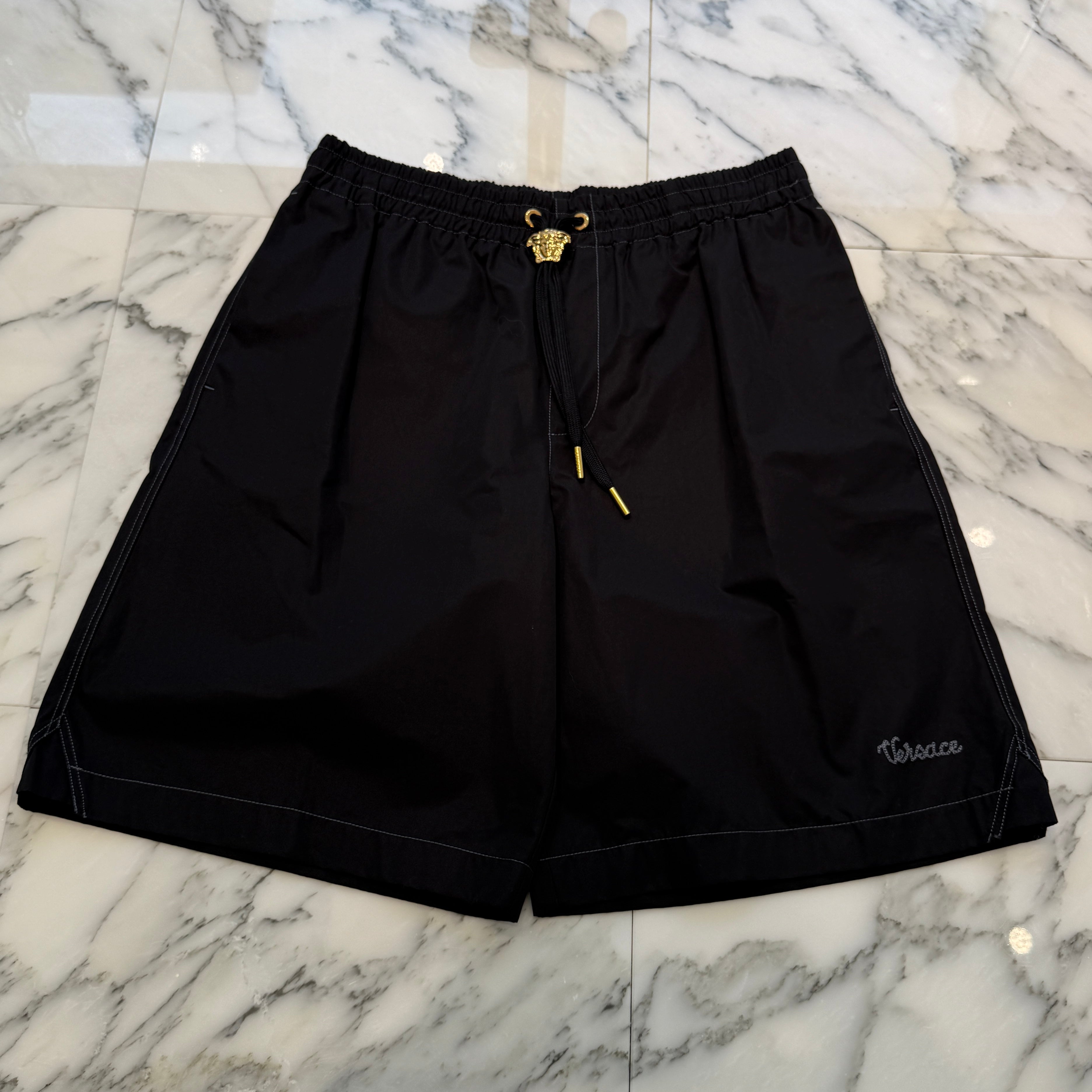 VERSACE La Colonna Embroidery Short Pants 1010213 1A07136 Size 48 ヴェルサーチェ ラ・コロンナ 刺繍 ショートパンツ サイズ48
