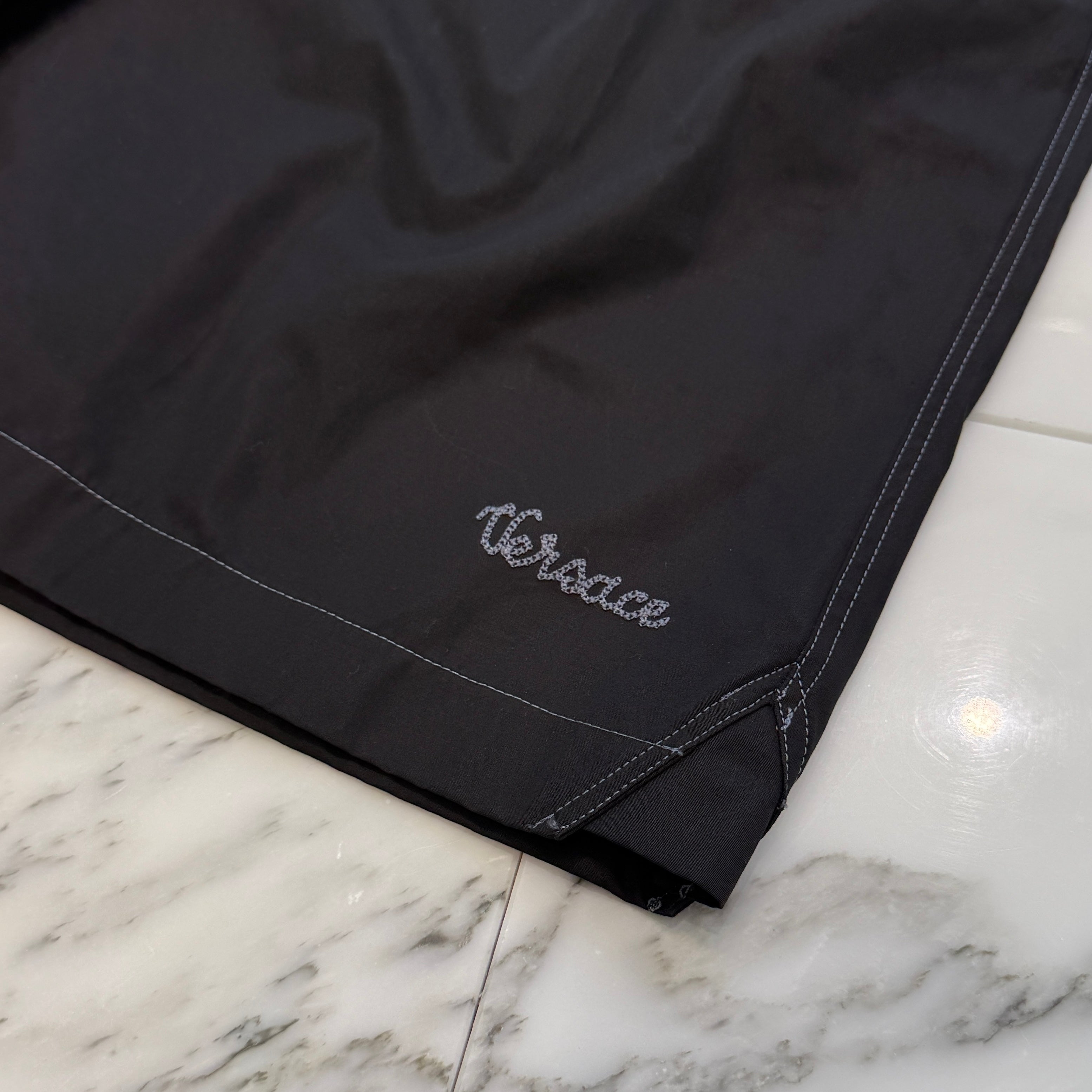 VERSACE La Colonna Embroidery Short Pants 1010213 1A07136 Size 48 ヴェルサーチェ ラ・コロンナ 刺繍 ショートパンツ サイズ48