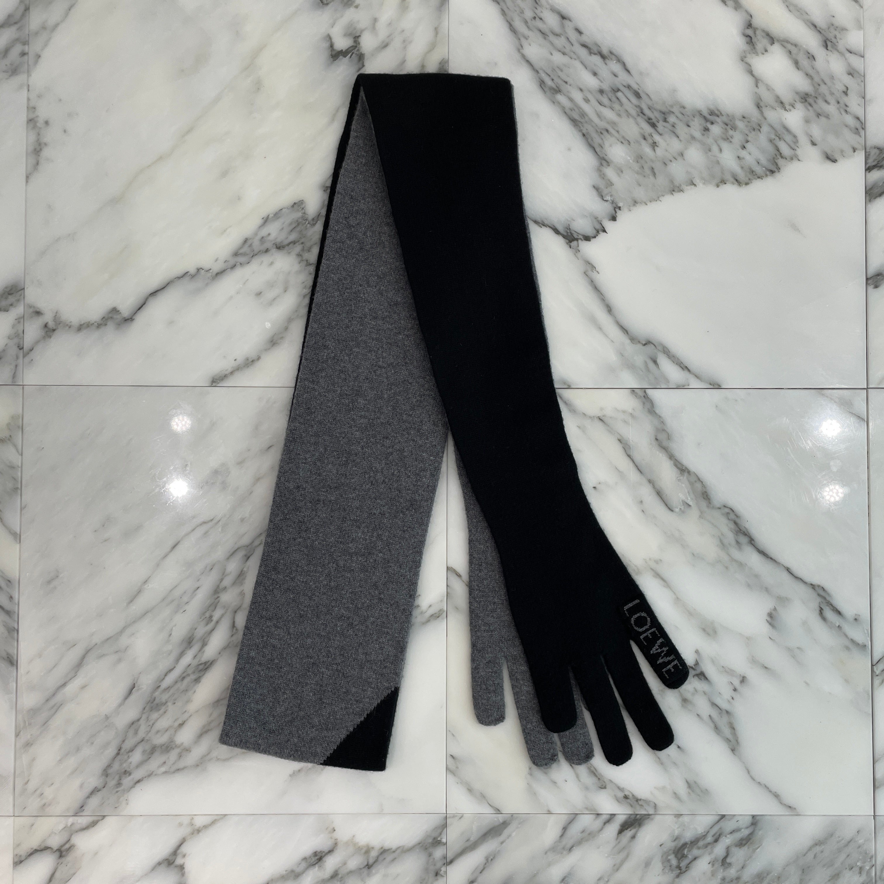 LOEWE Cashmere Bill Logo Print Muffler ロエベ カシミヤ 手形 ロゴプリント マフラー