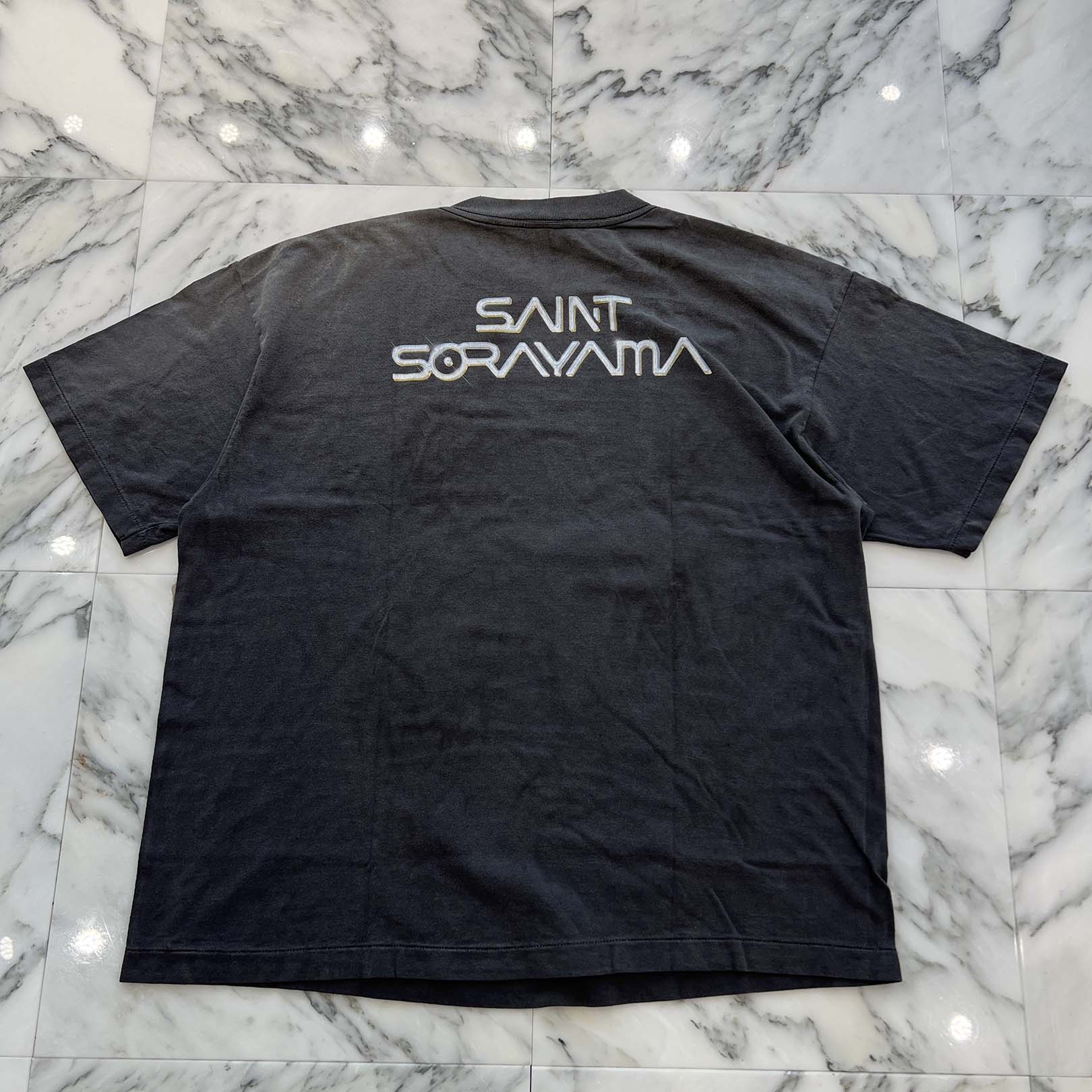 SAINT Mxxxxxx × SORAYAMA 2025AW T-Rex Print Tee SM-HR1-0000-C47 Size XL セントマイケル×ソラヤマ Tレックスプリント Tシャツ サイズXL