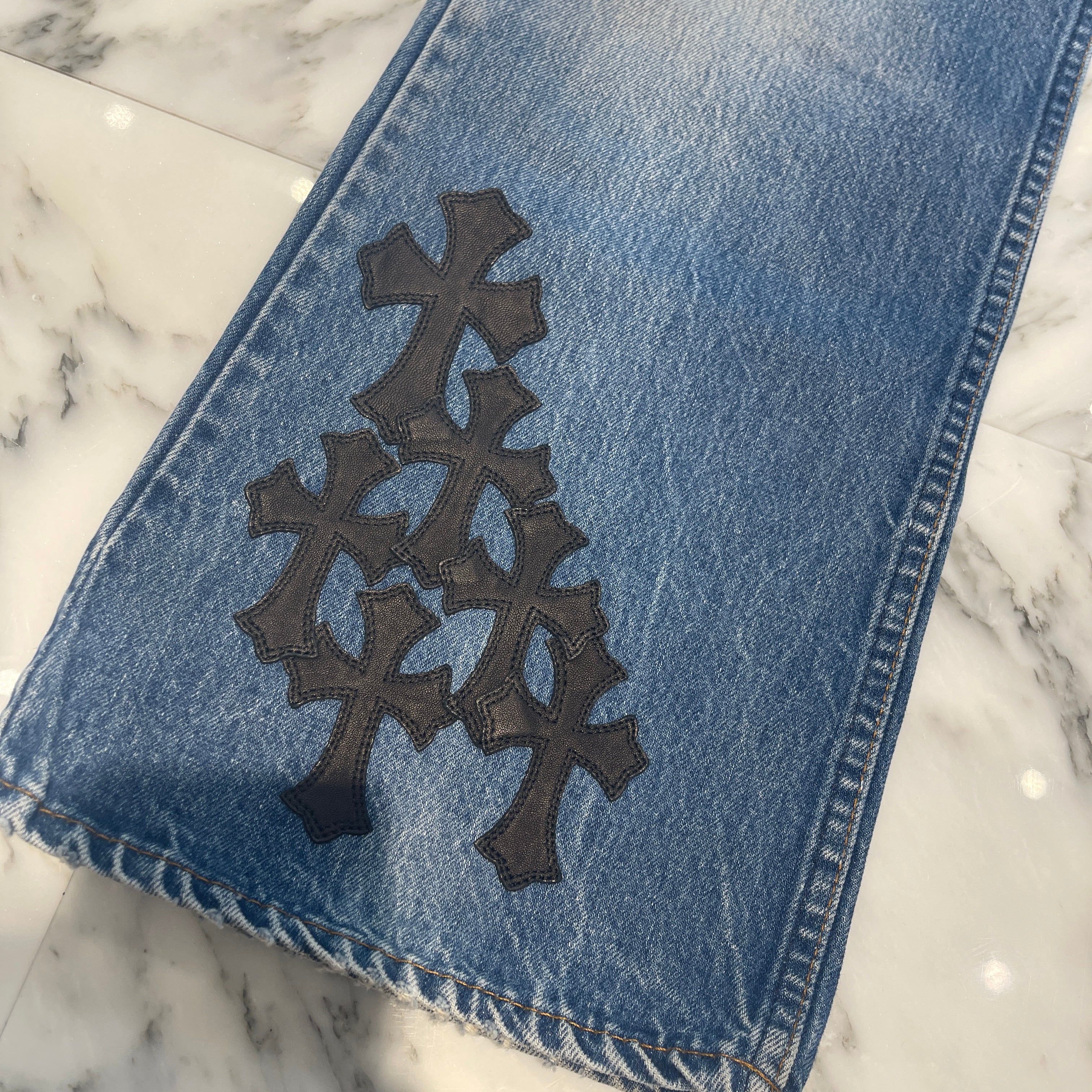 CHROME HEARTS × Levi's 505 VNTG Cemetery Cross Leather Patch Denim Pants Size 38 クロムハーツ × リーバイス 505 ヴィンテージ セメタリークロスレザーパッチ デニムパンツ サイズ38